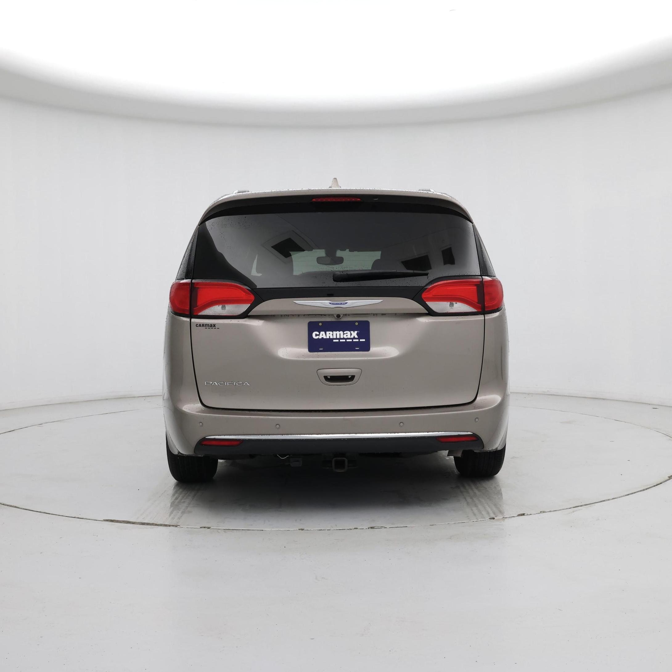 Thumbnail: 2018 Chrysler Pacifica - 6