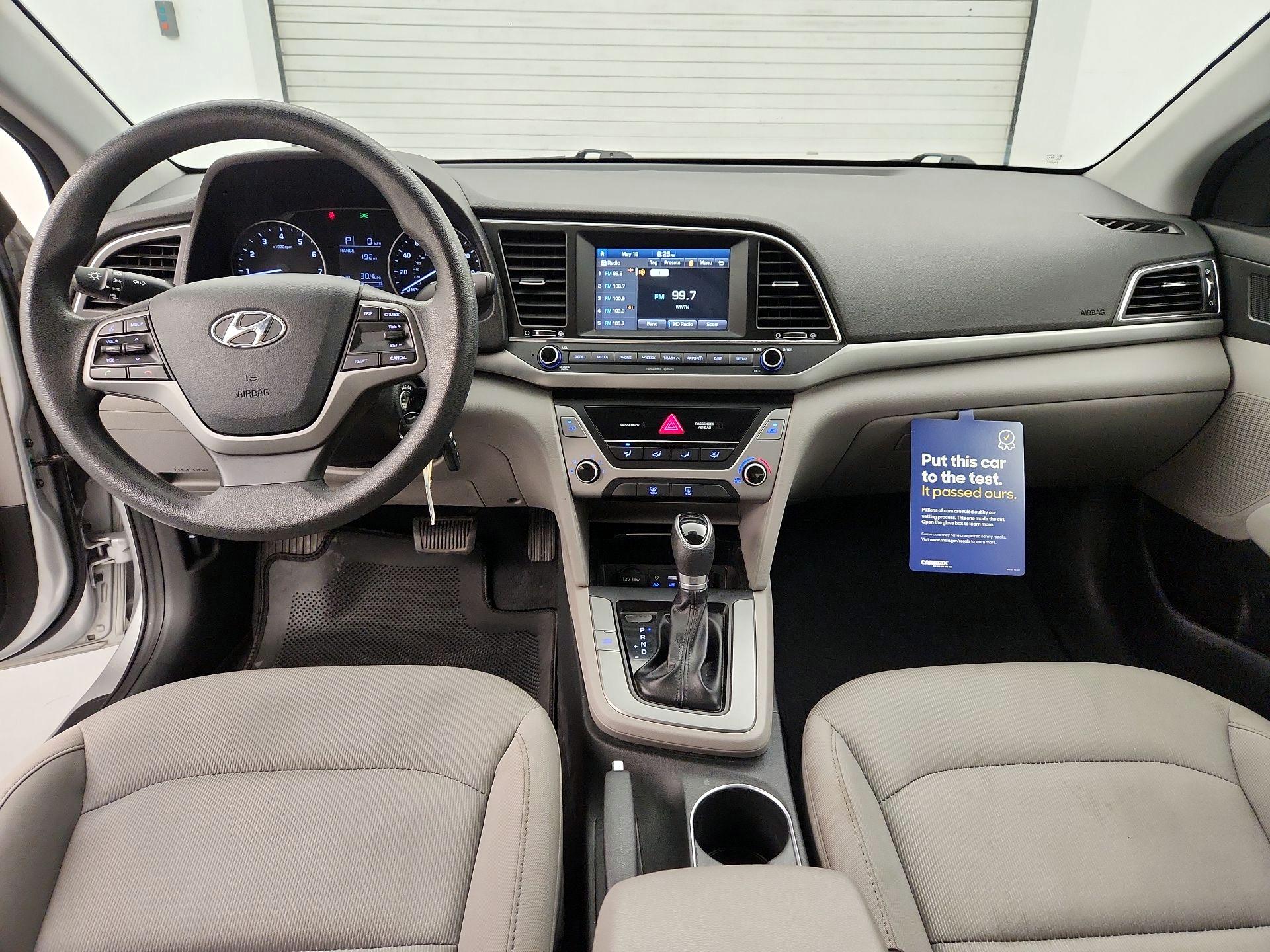 Thumbnail: 2017 Hyundai Elantra - 9