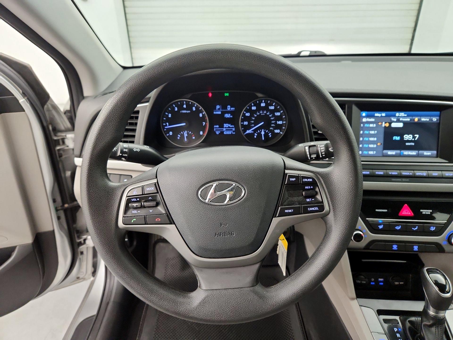 Thumbnail: 2017 Hyundai Elantra - 10