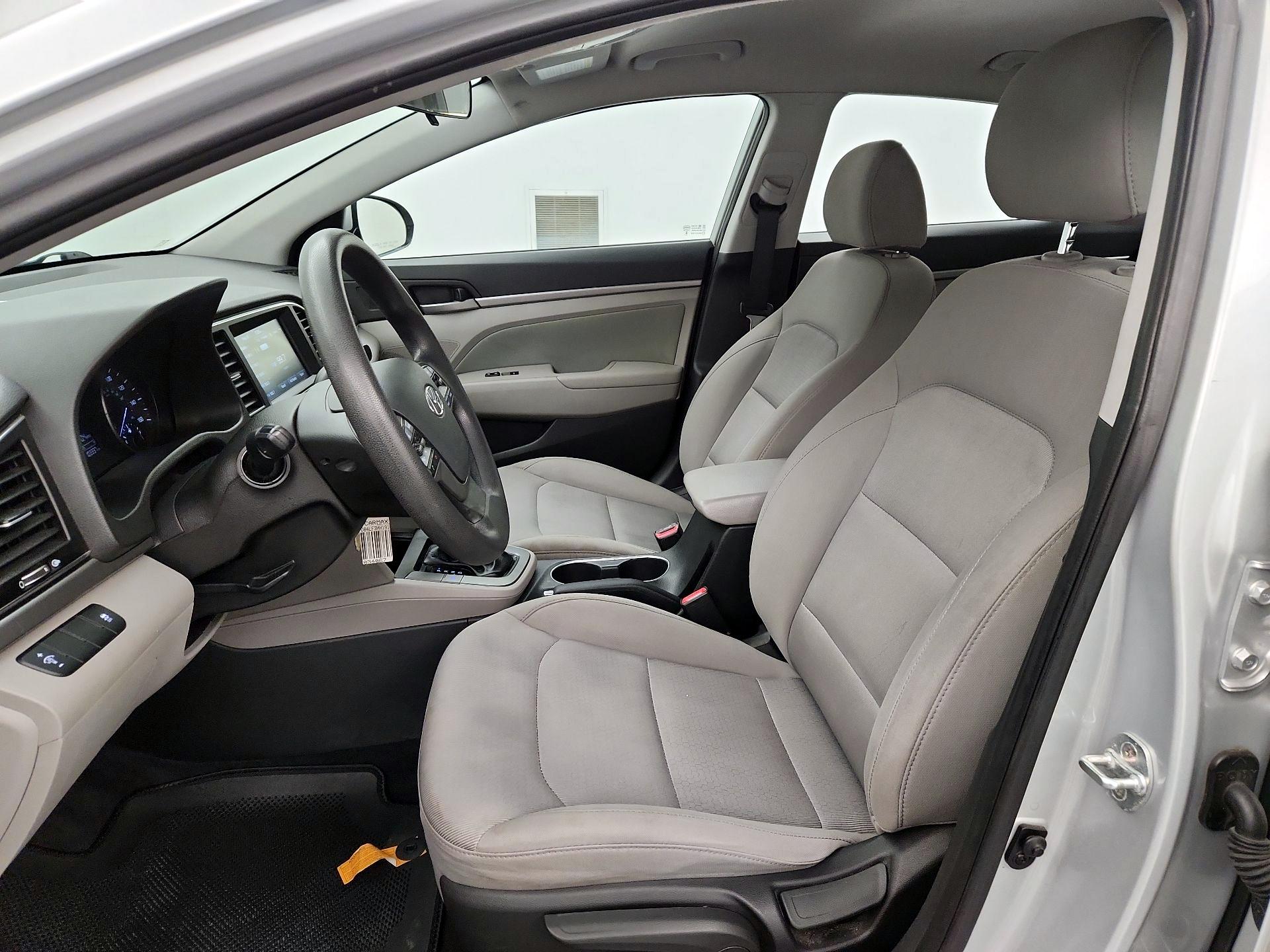 Thumbnail: 2017 Hyundai Elantra - 11