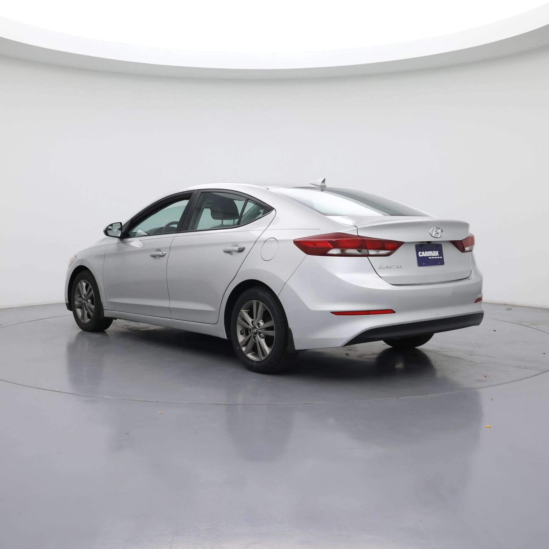 Thumbnail: 2017 Hyundai Elantra - 2