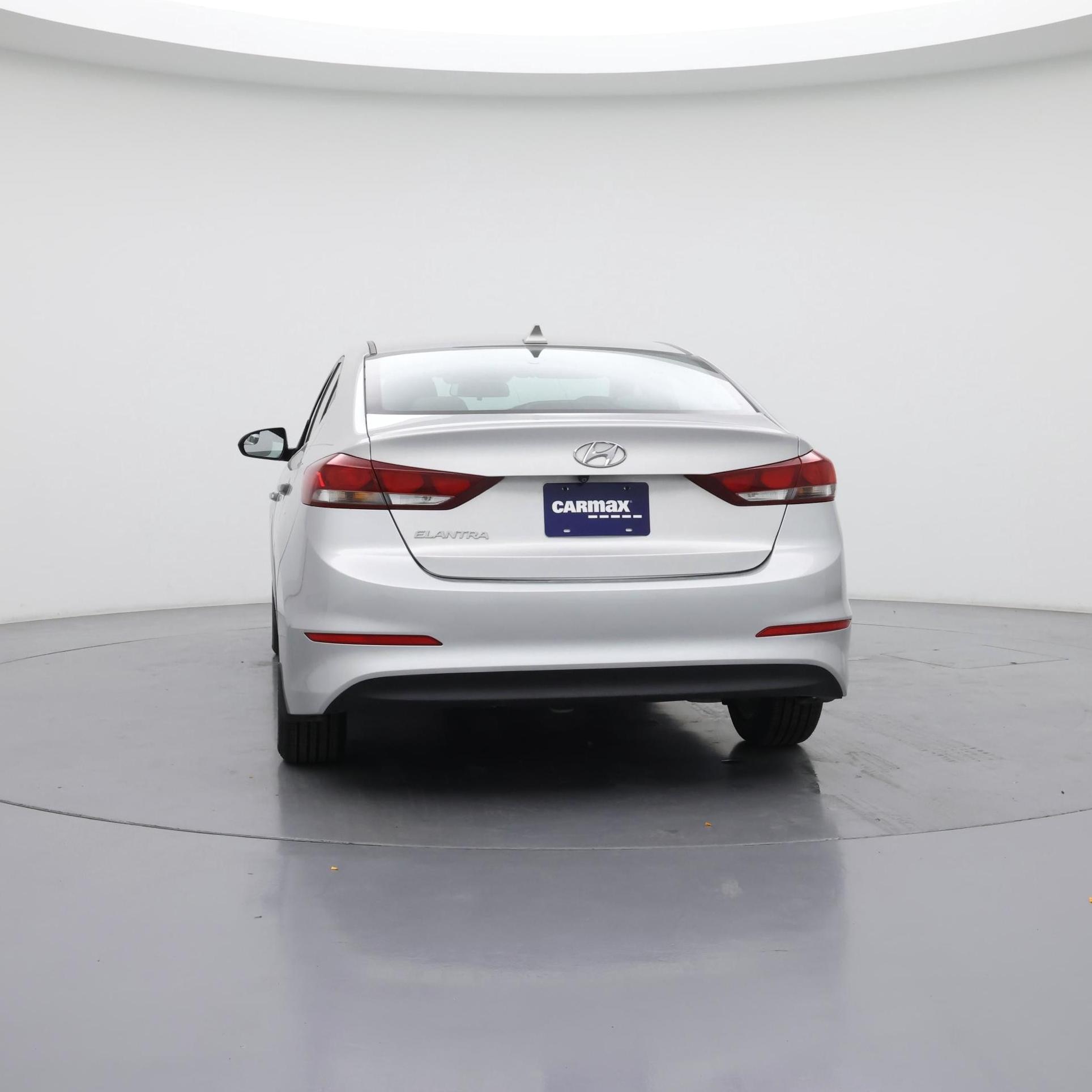 Thumbnail: 2017 Hyundai Elantra - 6