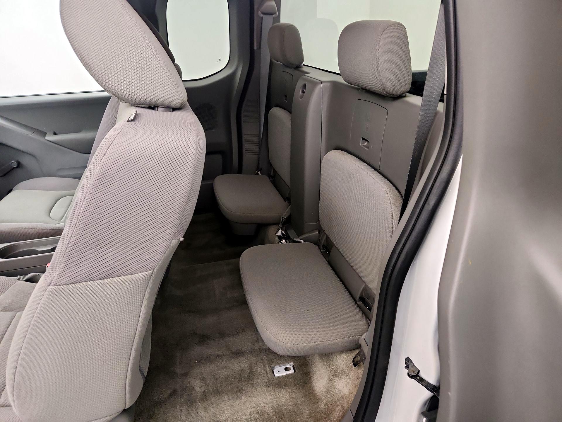 Thumbnail: 2016 Nissan Frontier - 17