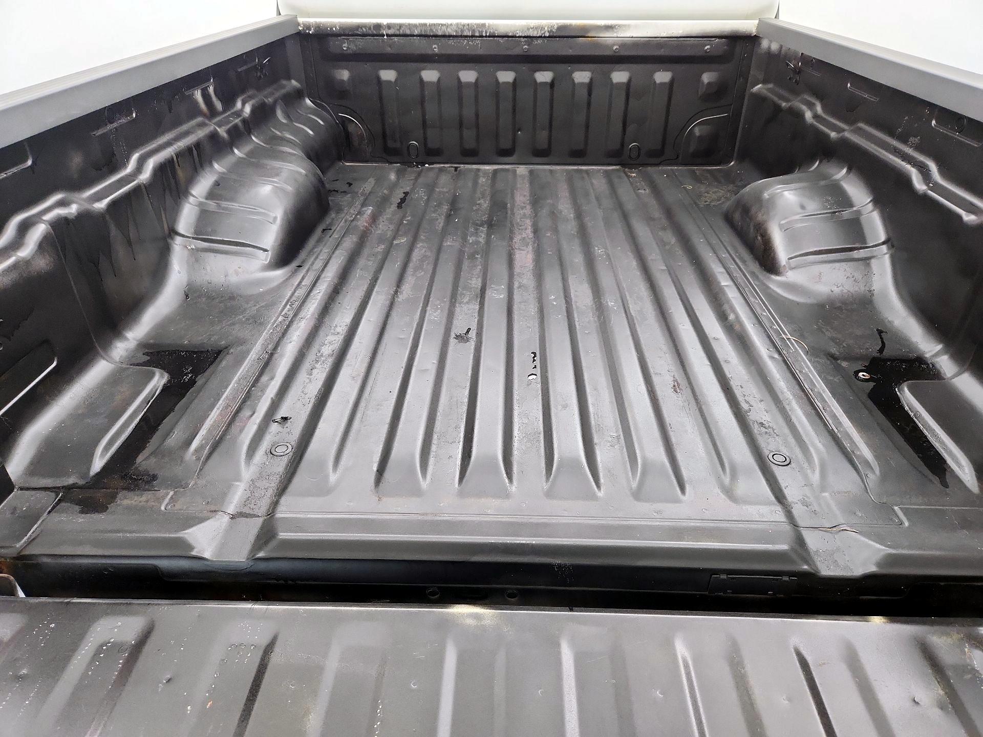Thumbnail: 2016 Nissan Frontier - 18