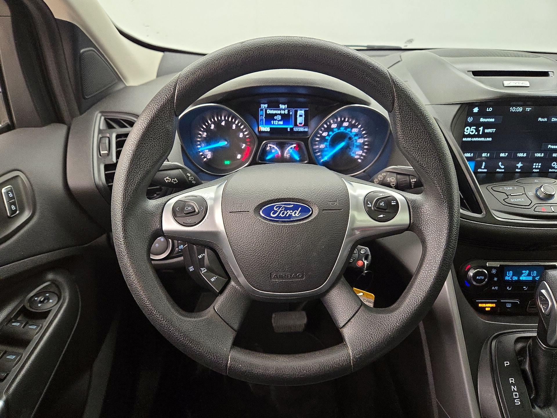 Thumbnail: 2016 Ford Escape - 10