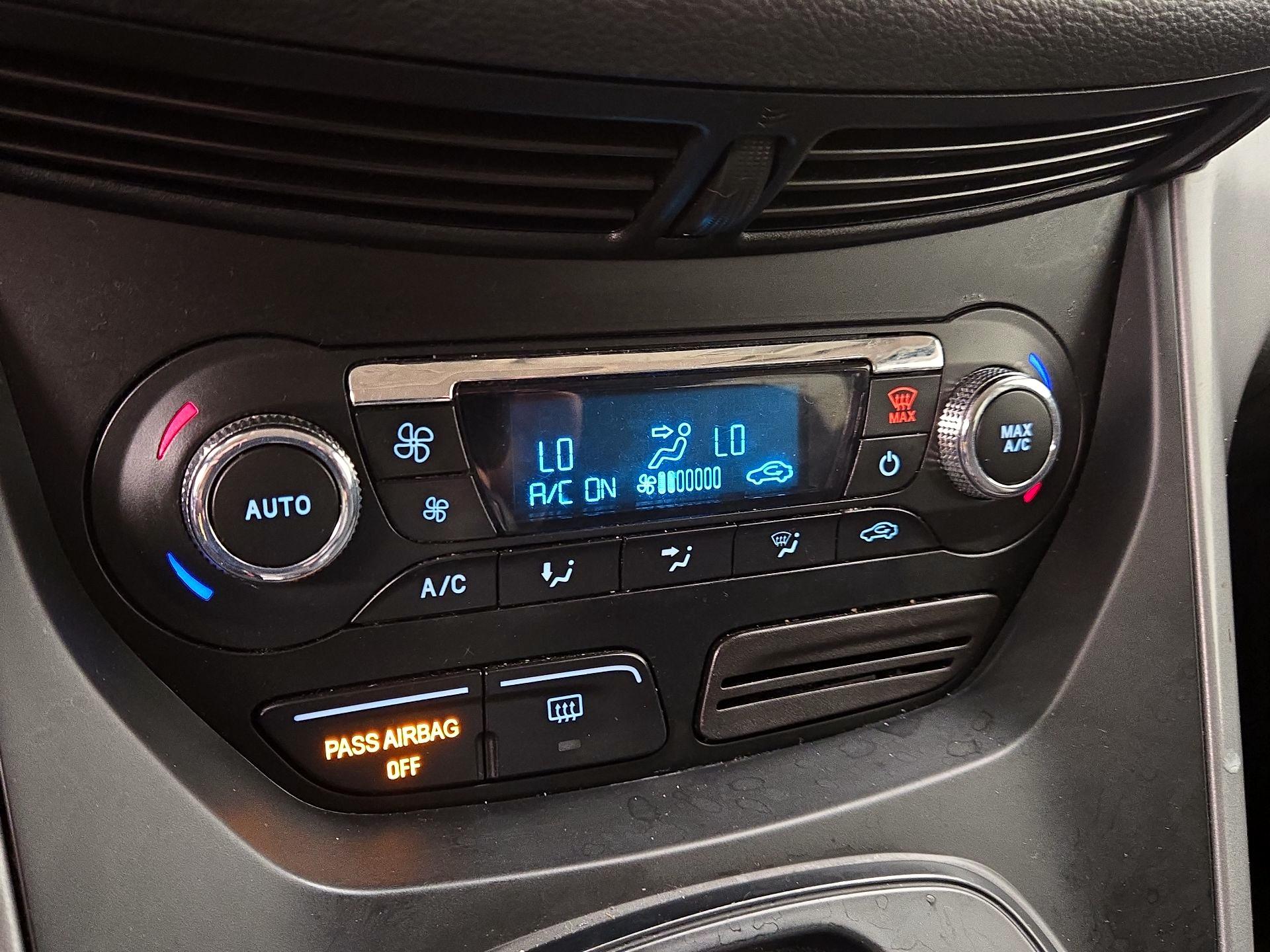 Thumbnail: 2016 Ford Escape - 16