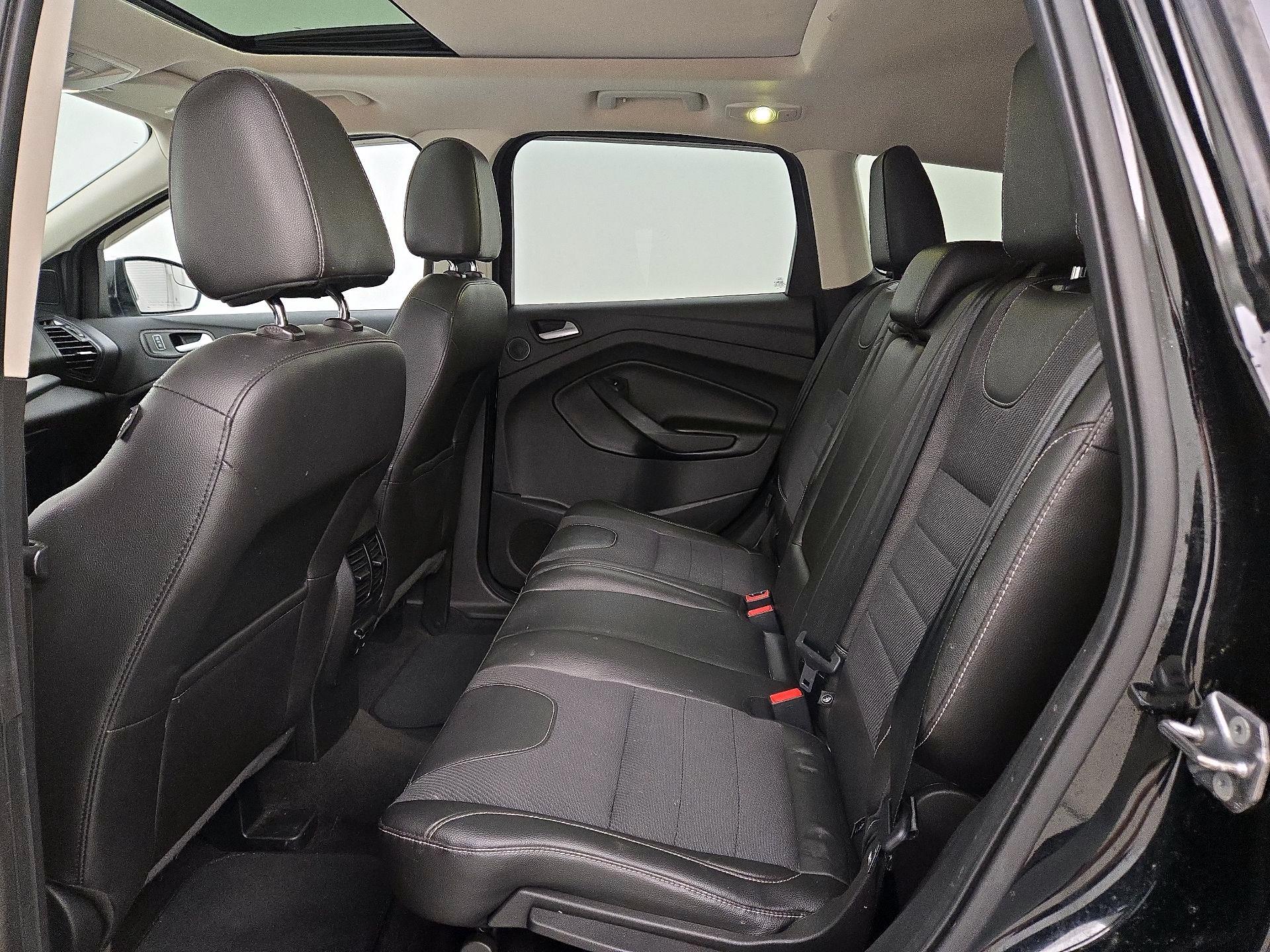 Thumbnail: 2016 Ford Escape - 20
