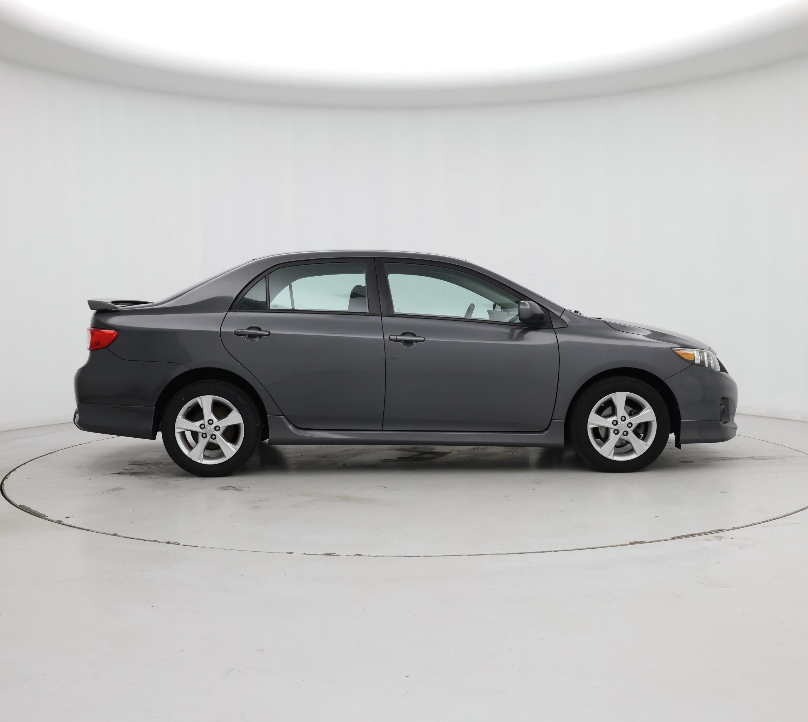 Thumbnail: 2013 Toyota Corolla - 7
