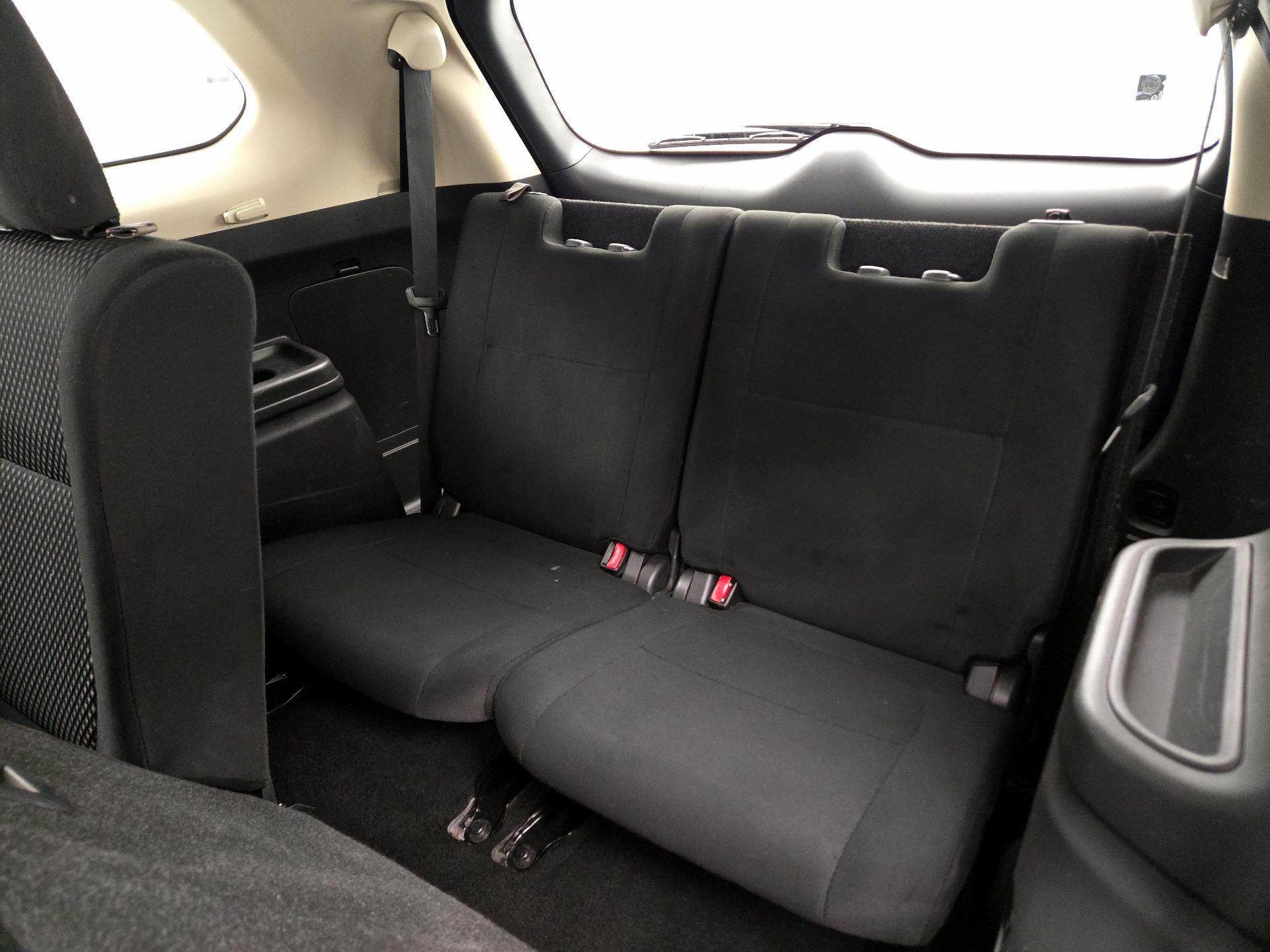 Thumbnail: 2016 Mitsubishi Outlander - 19