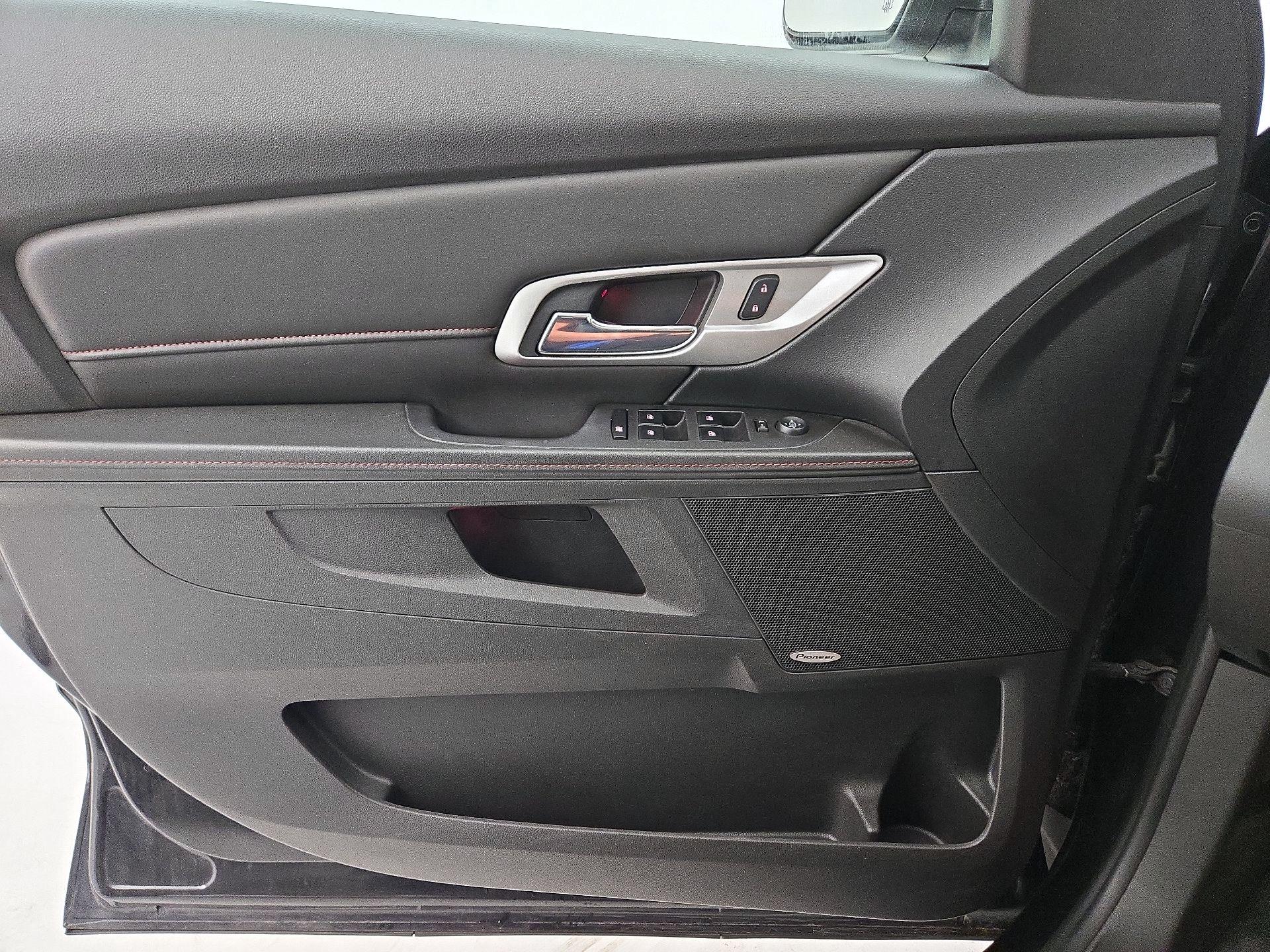 Thumbnail: 2013 GMC Terrain - 12