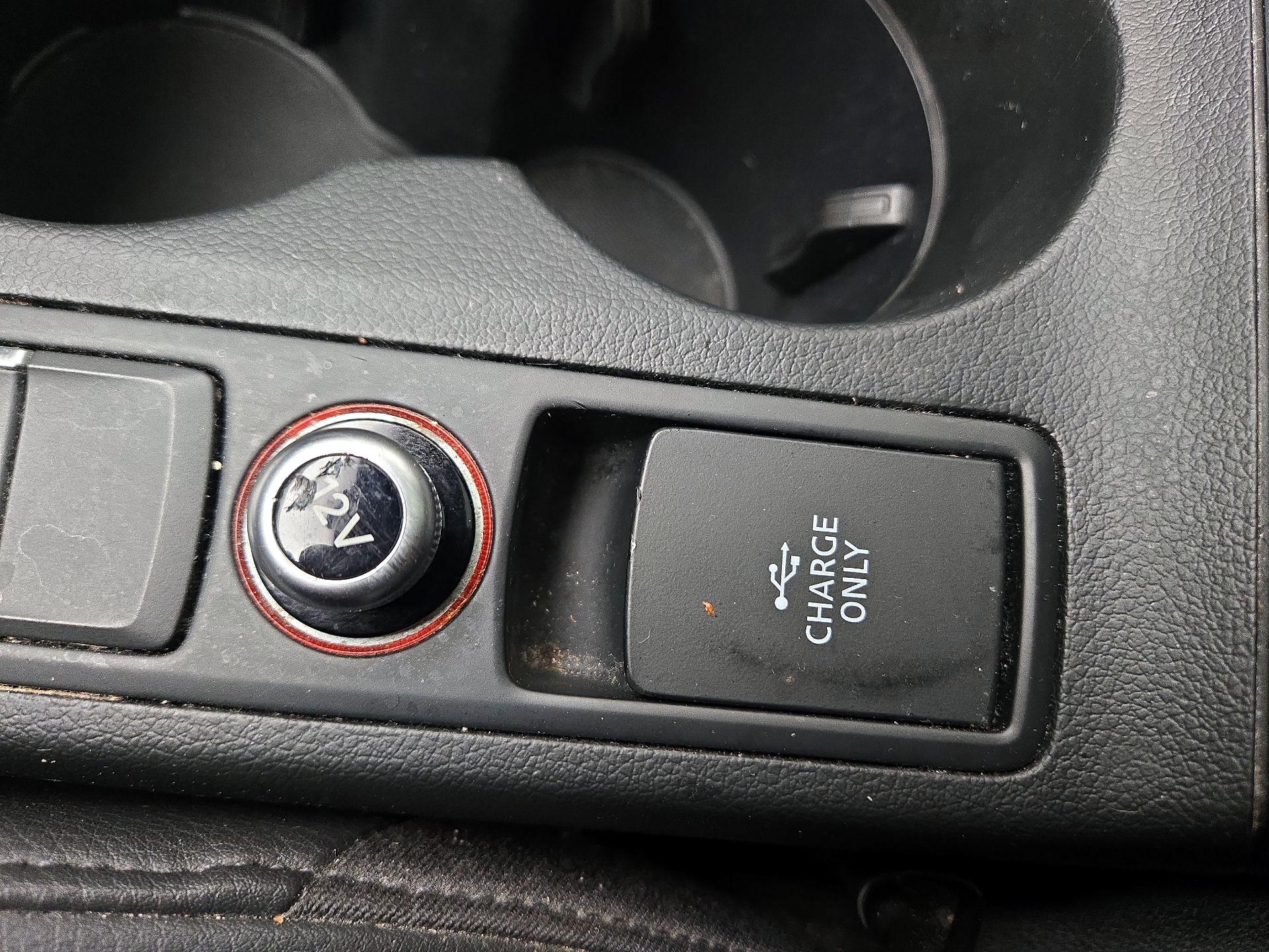 Thumbnail: 2018 Audi Q3 - 18