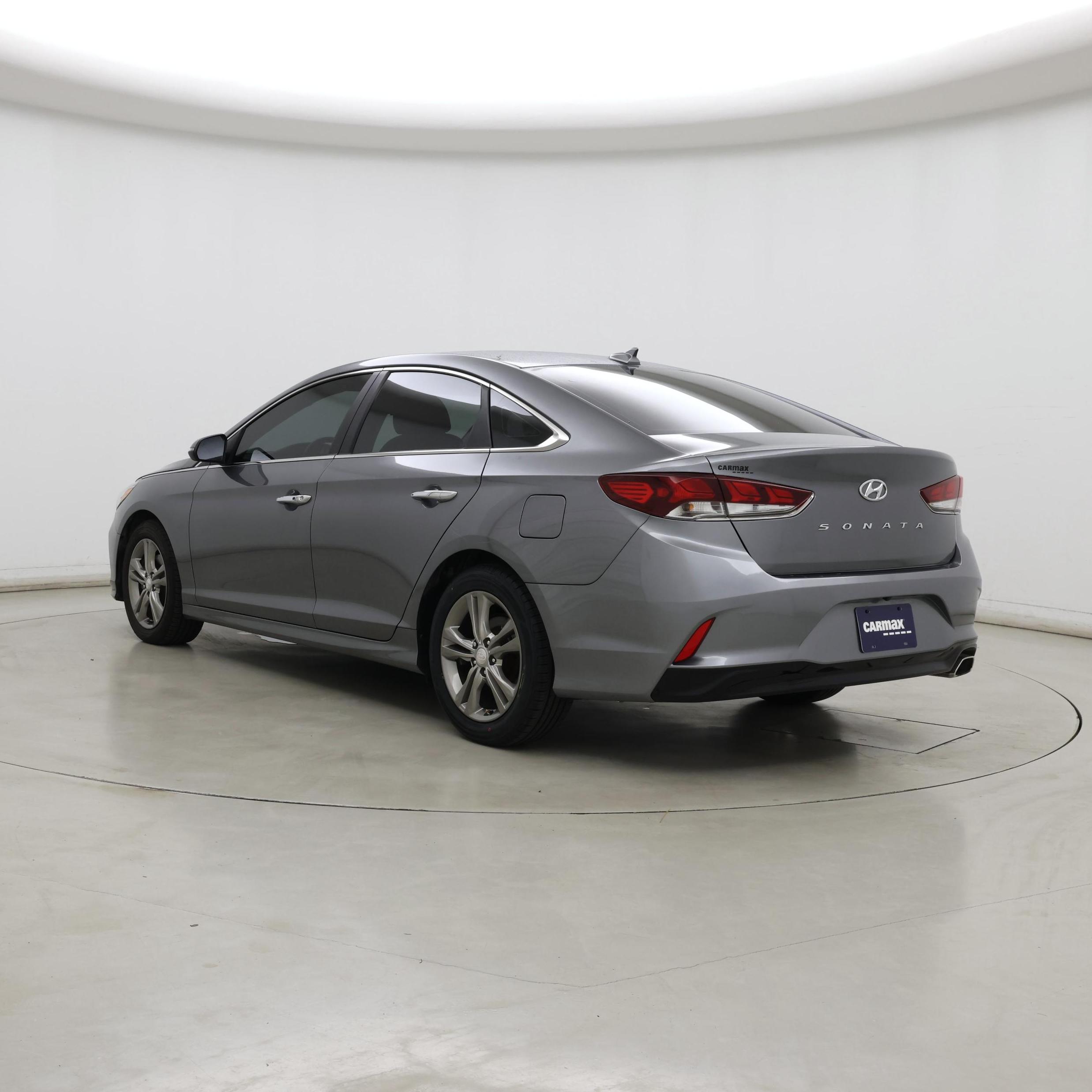Thumbnail: 2019 Hyundai Sonata - 2
