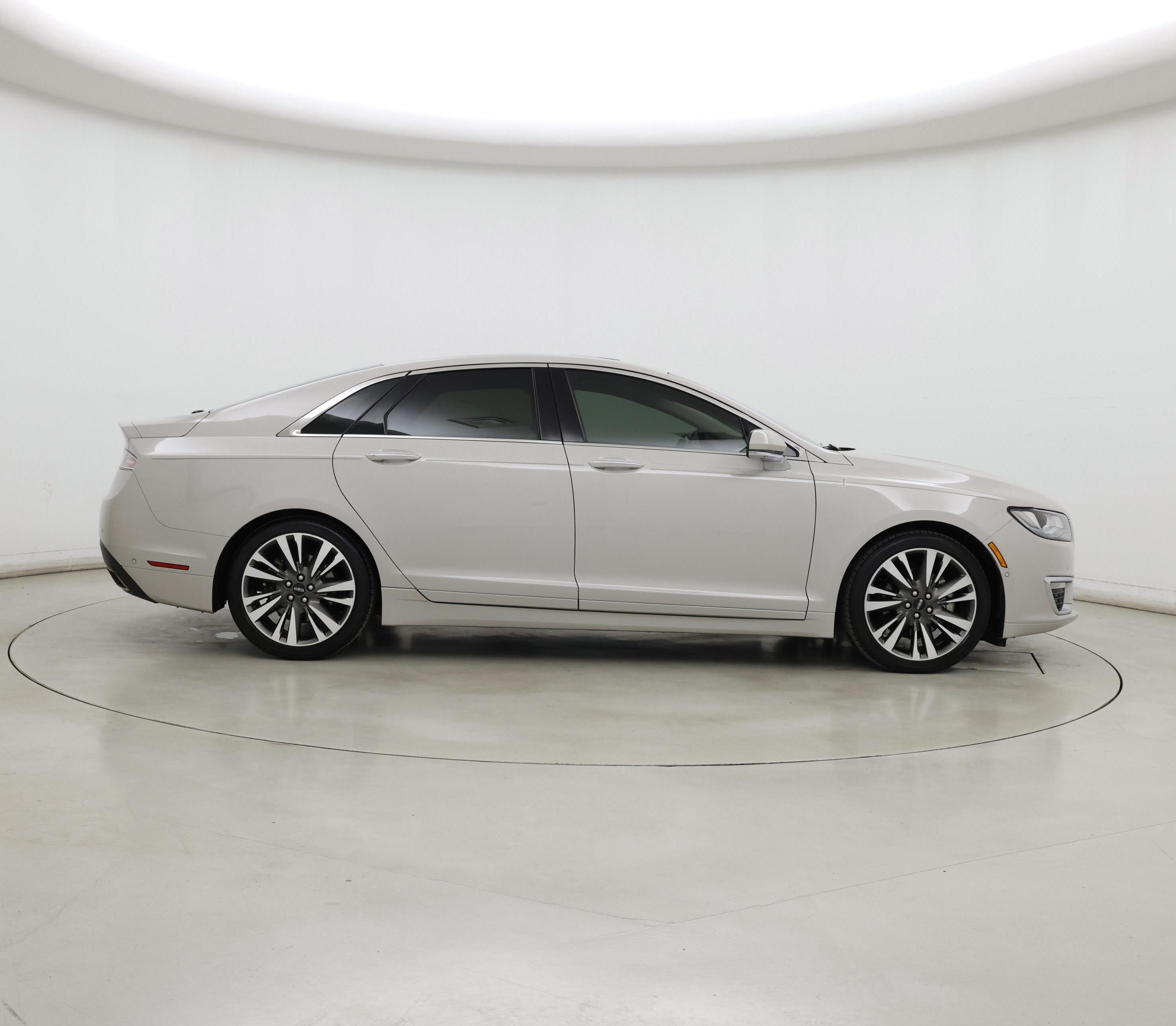 Thumbnail: 2020 Lincoln MKZ - 7