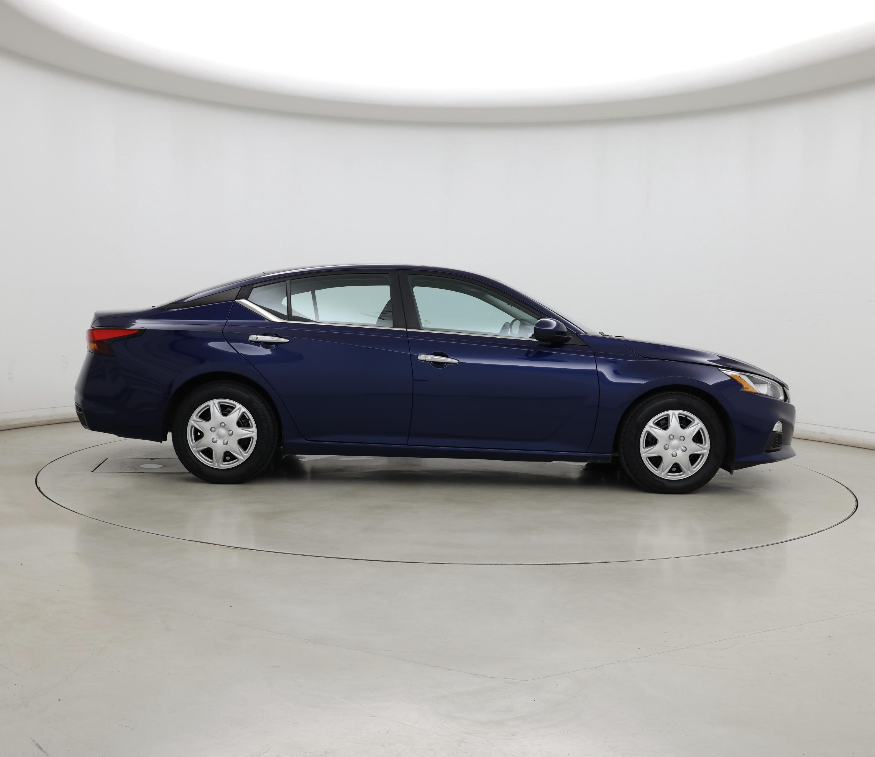 Thumbnail: 2021 Nissan Altima - 7