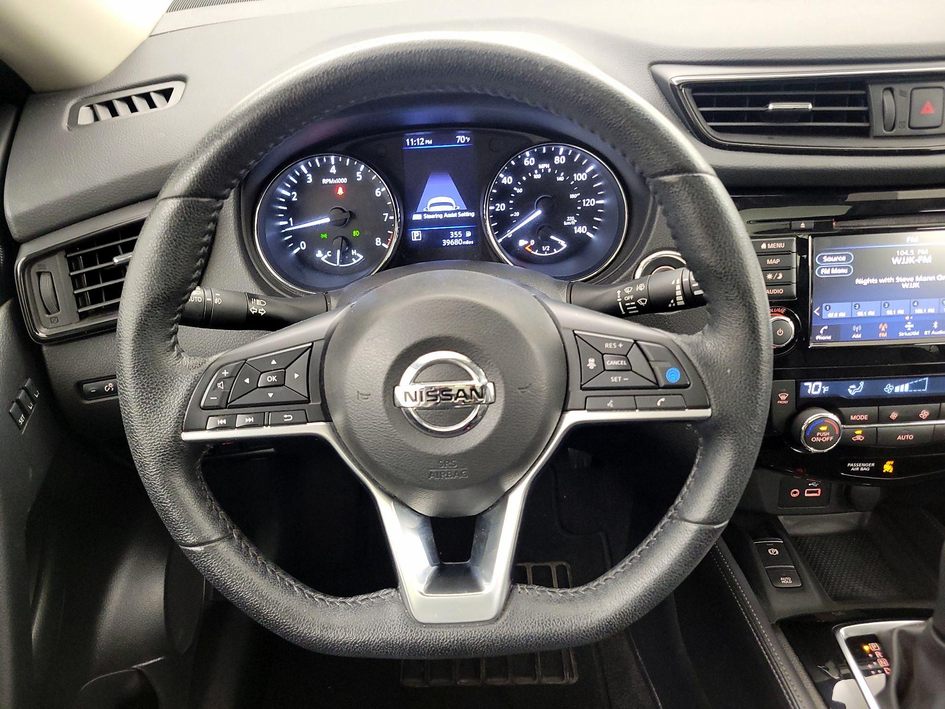 Thumbnail: 2020 Nissan Rogue - 10