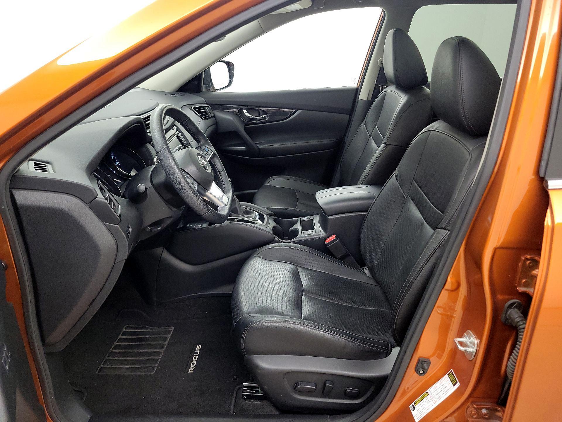 Thumbnail: 2020 Nissan Rogue - 11