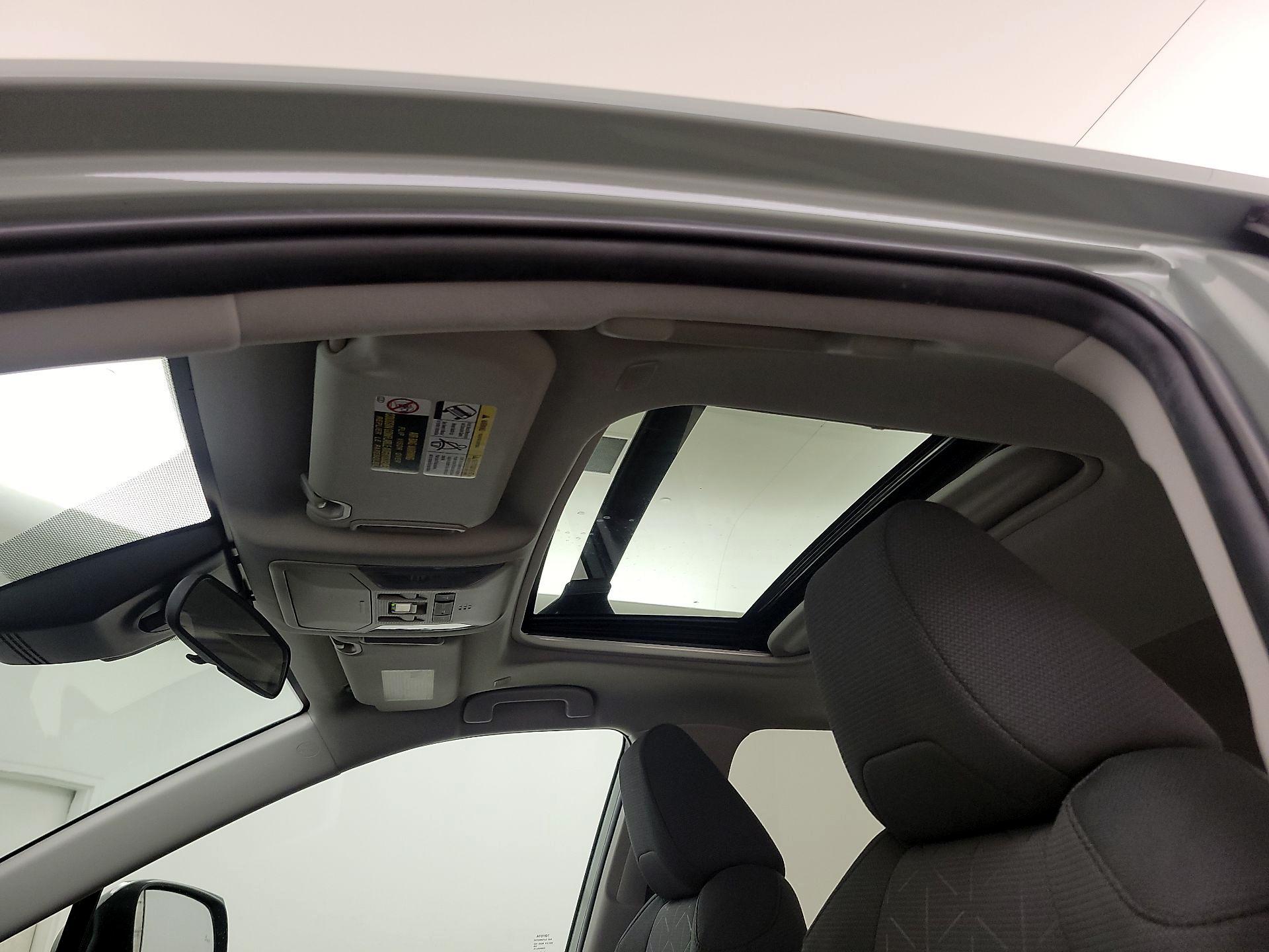 Thumbnail: 2023 Toyota RAV4 - 19
