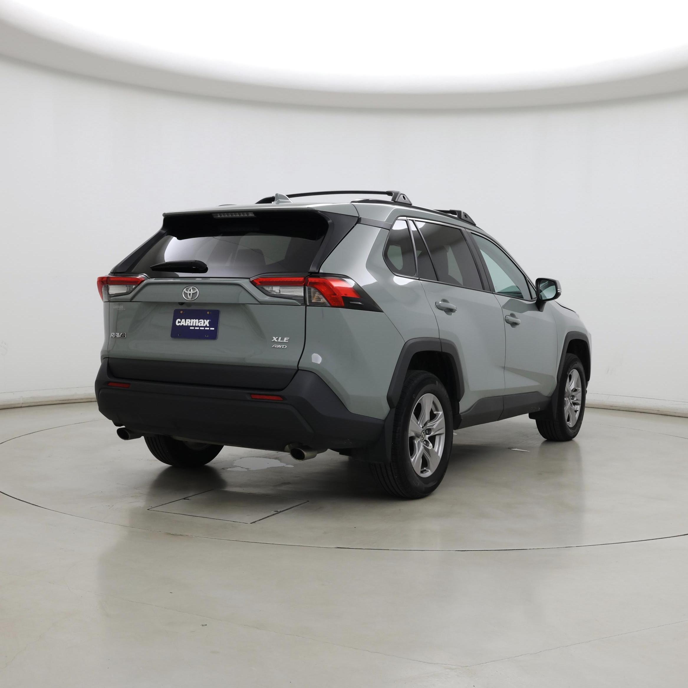 Thumbnail: 2023 Toyota RAV4 - 8