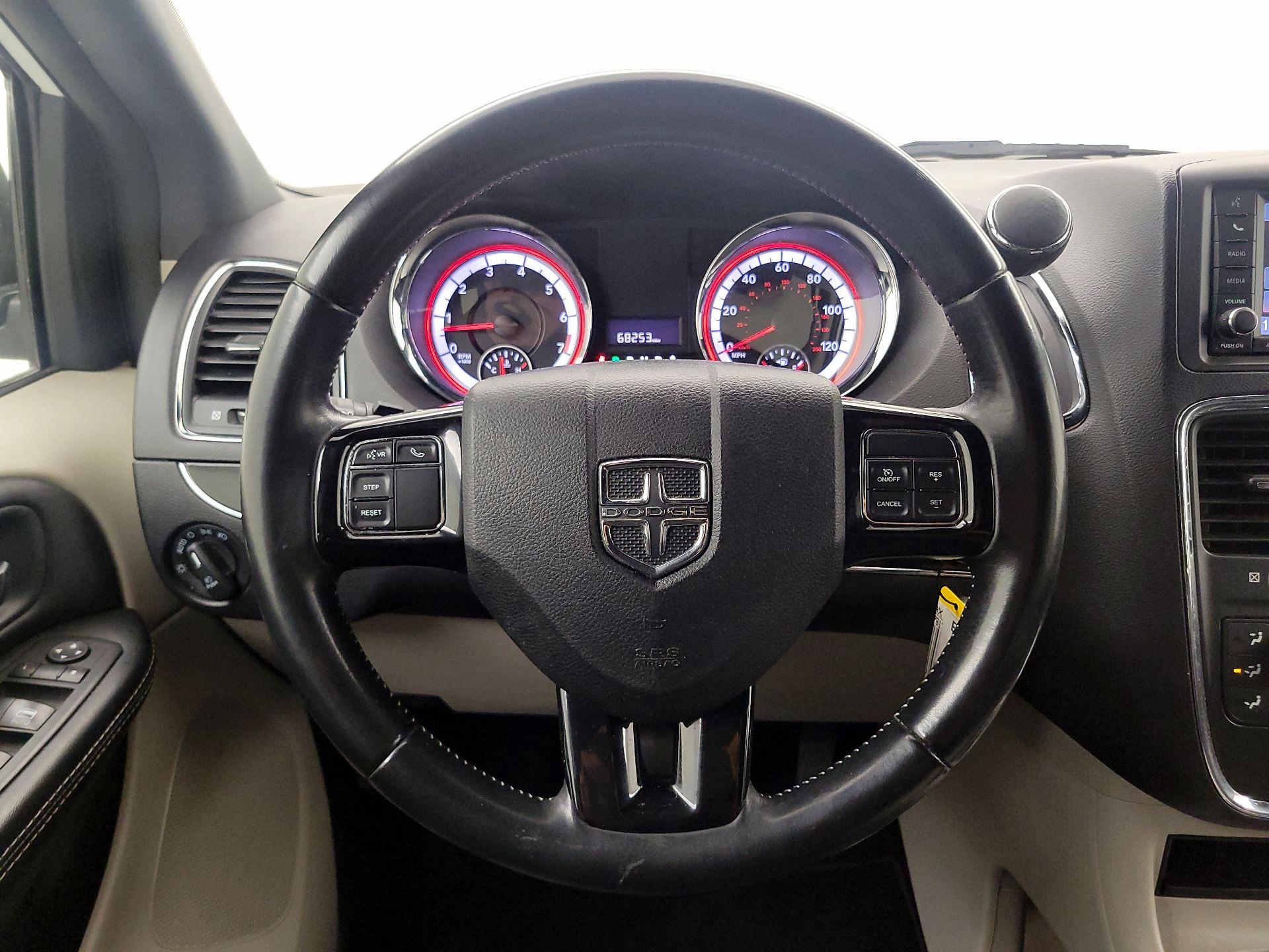 Thumbnail: 2019 Dodge Grand Caravan - 10
