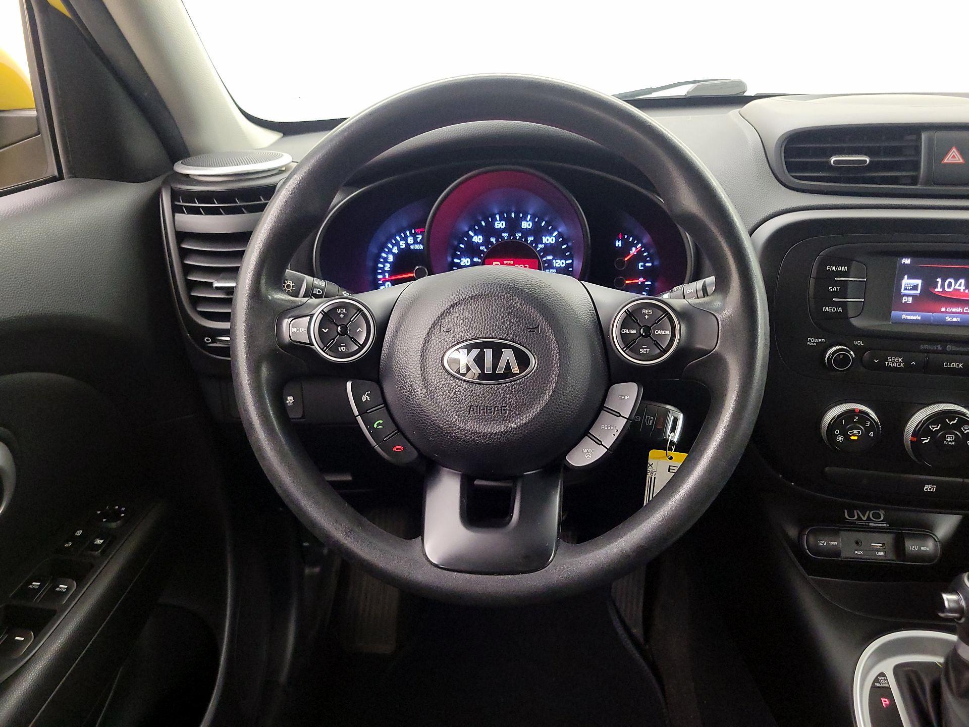 Thumbnail: 2015 Kia Soul - 10