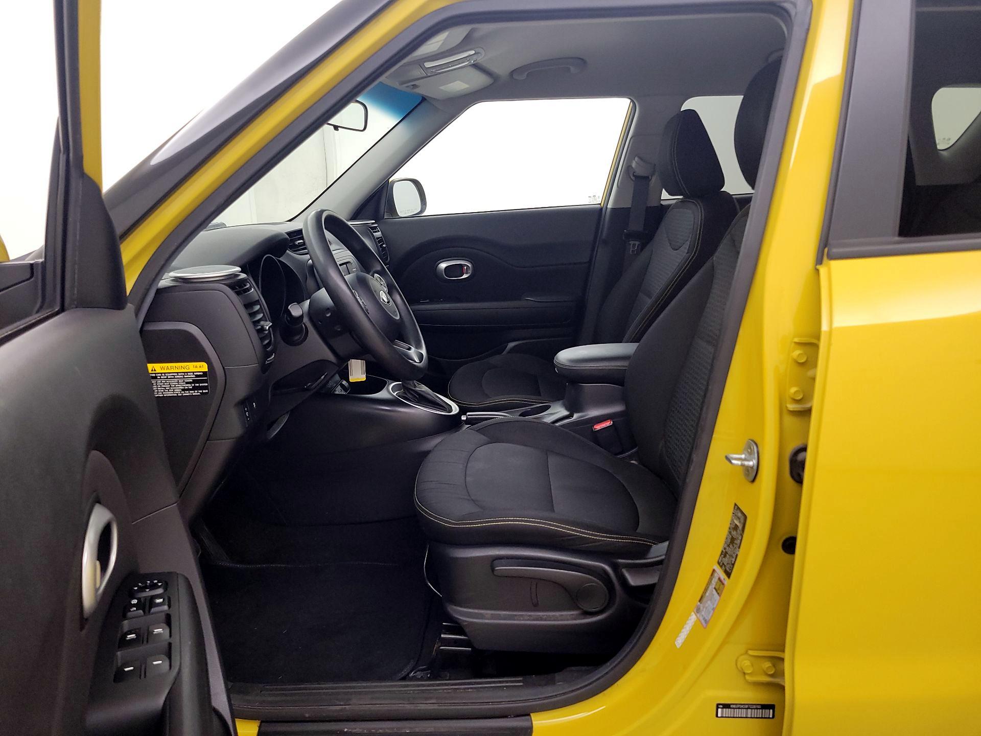 Thumbnail: 2015 Kia Soul - 11