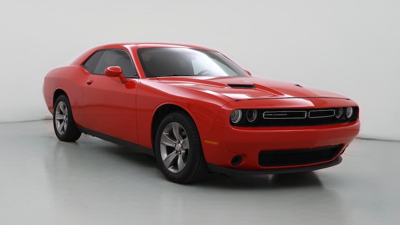 2015 Dodge Challenger SXT Hero Image