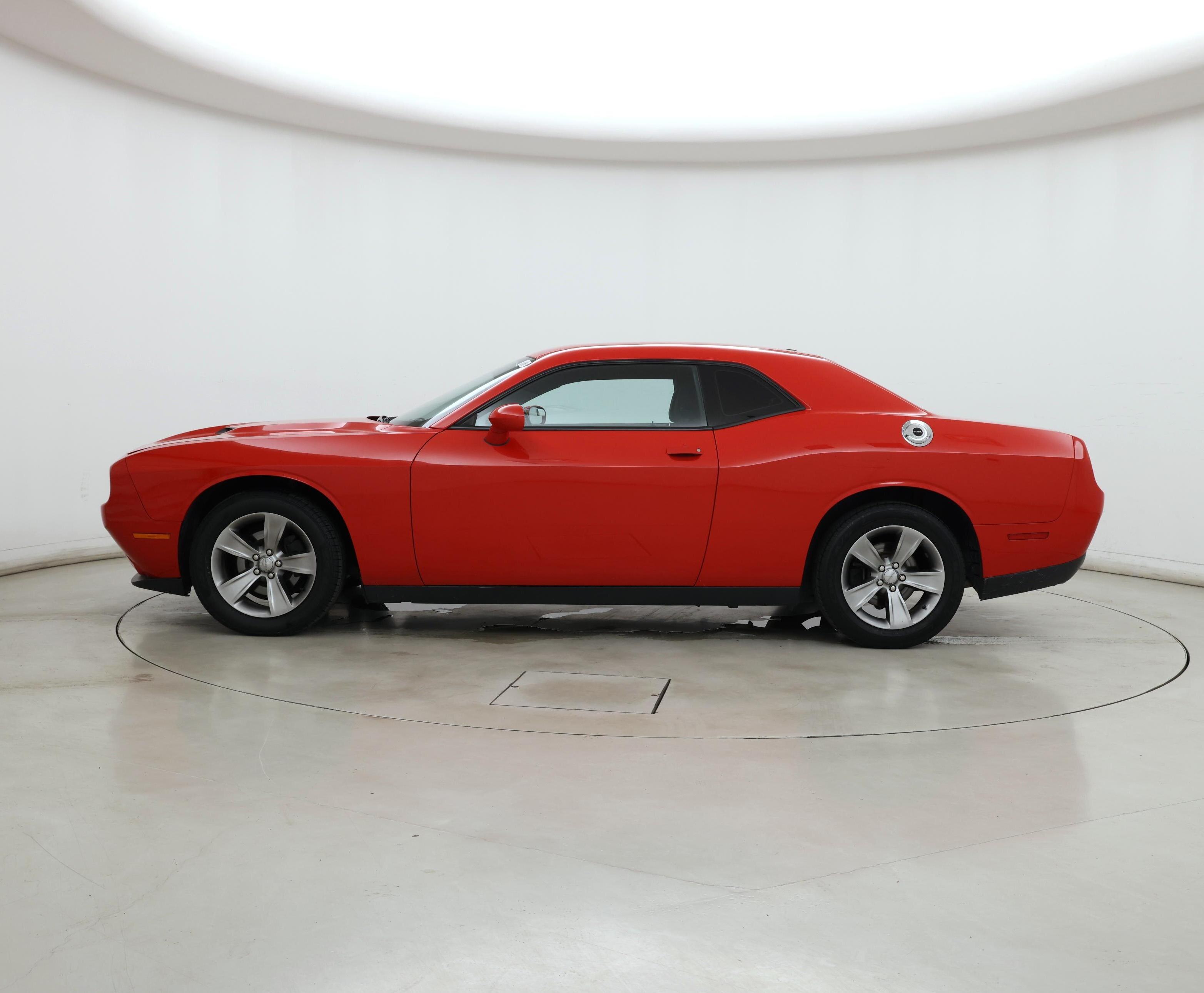 Thumbnail: 2015 Dodge Challenger - 3