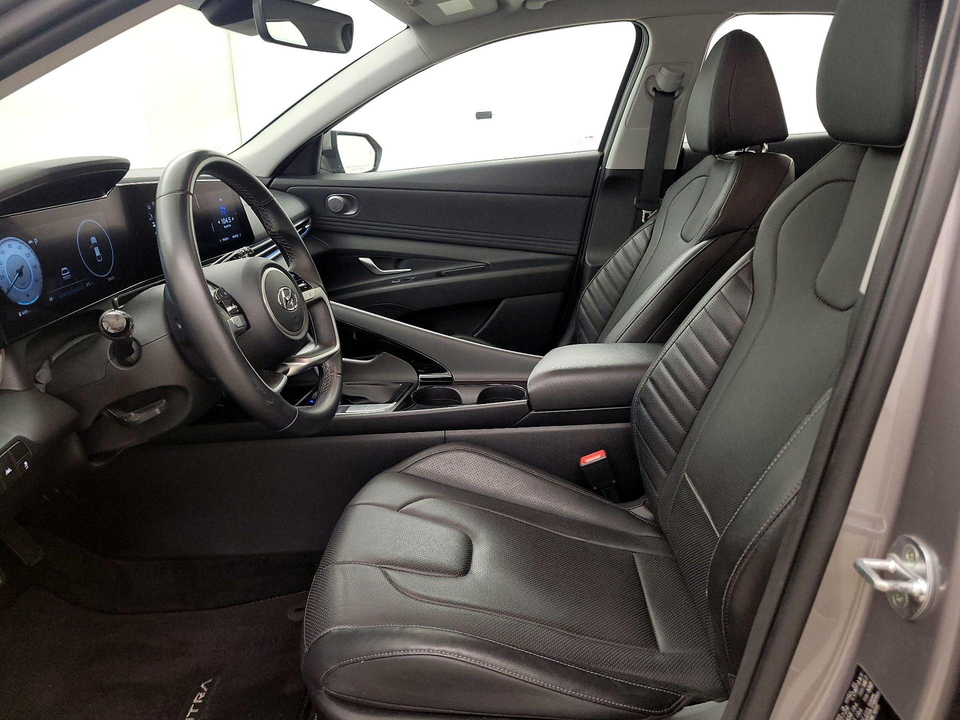 Thumbnail: 2023 Hyundai Elantra - 11