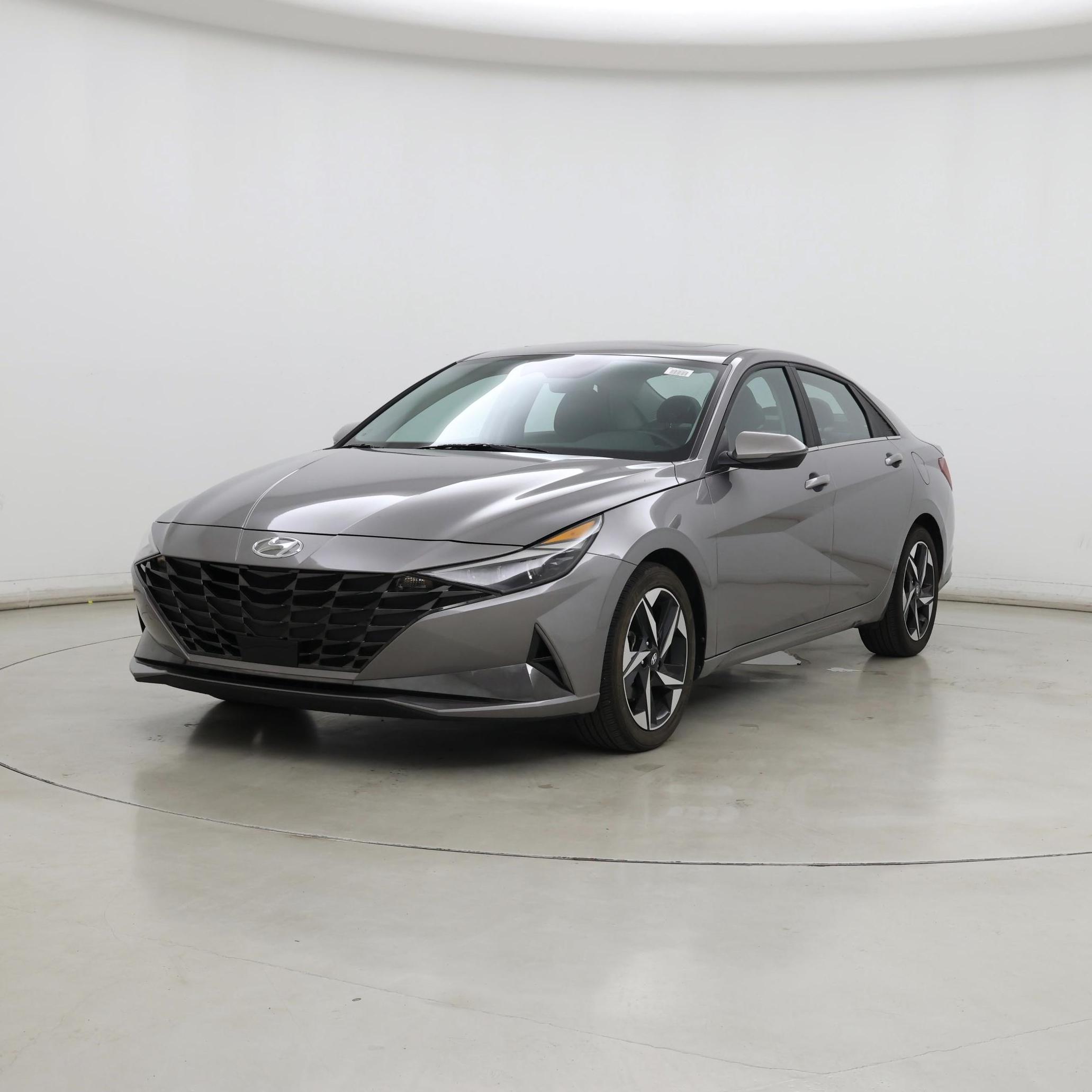 Thumbnail: 2023 Hyundai Elantra - 4