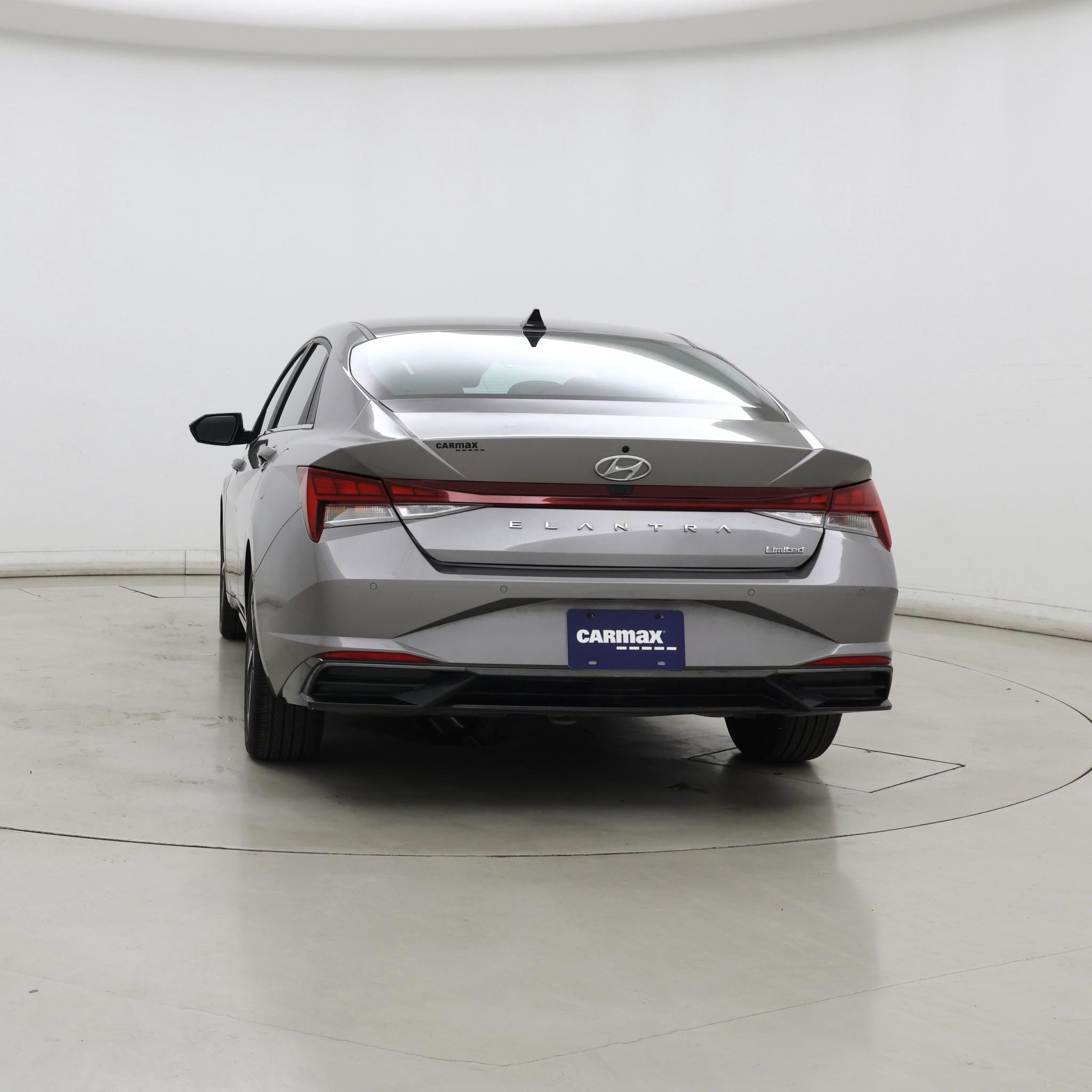 Thumbnail: 2023 Hyundai Elantra - 6
