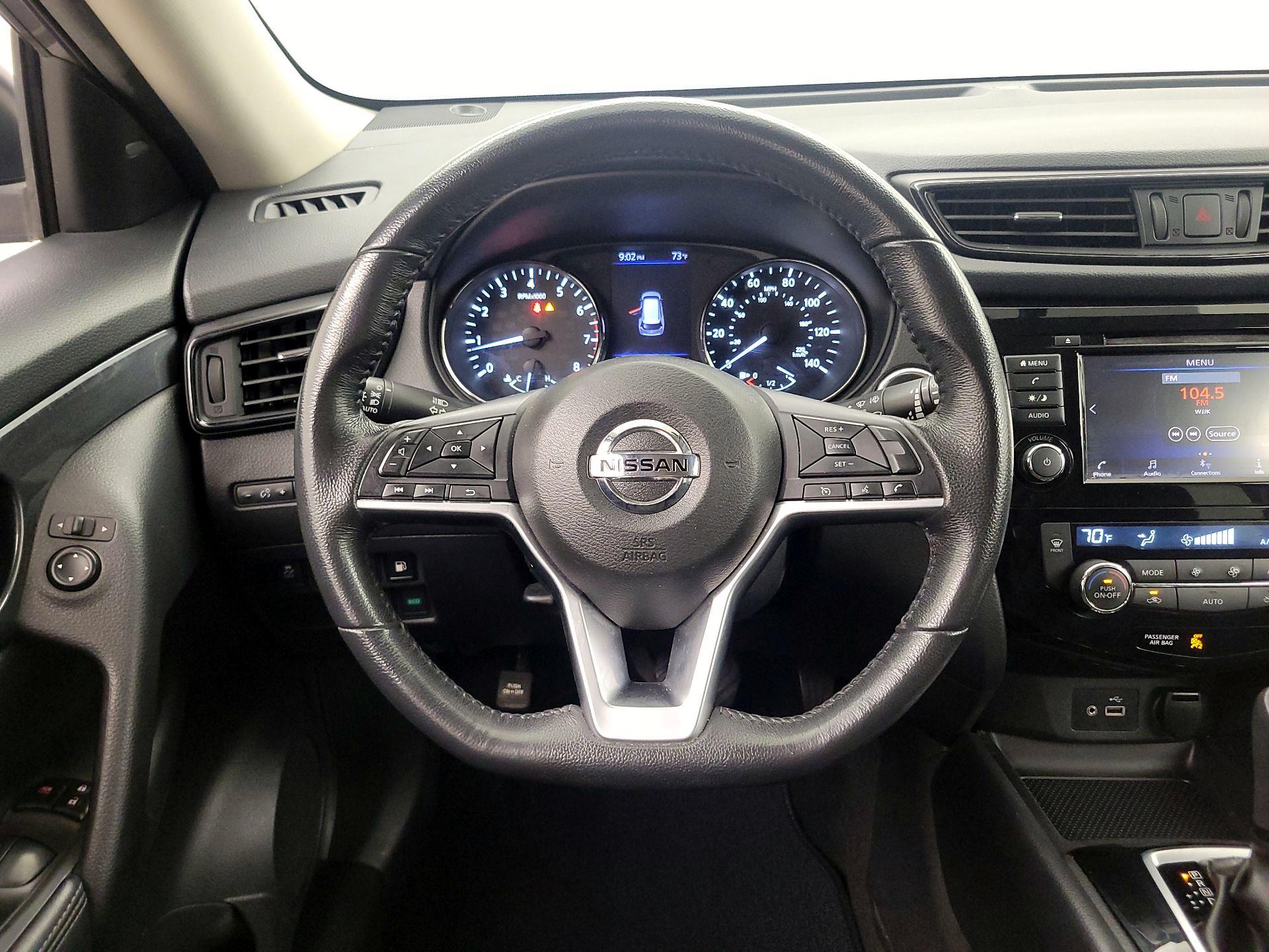 Thumbnail: 2018 Nissan Rogue - 10