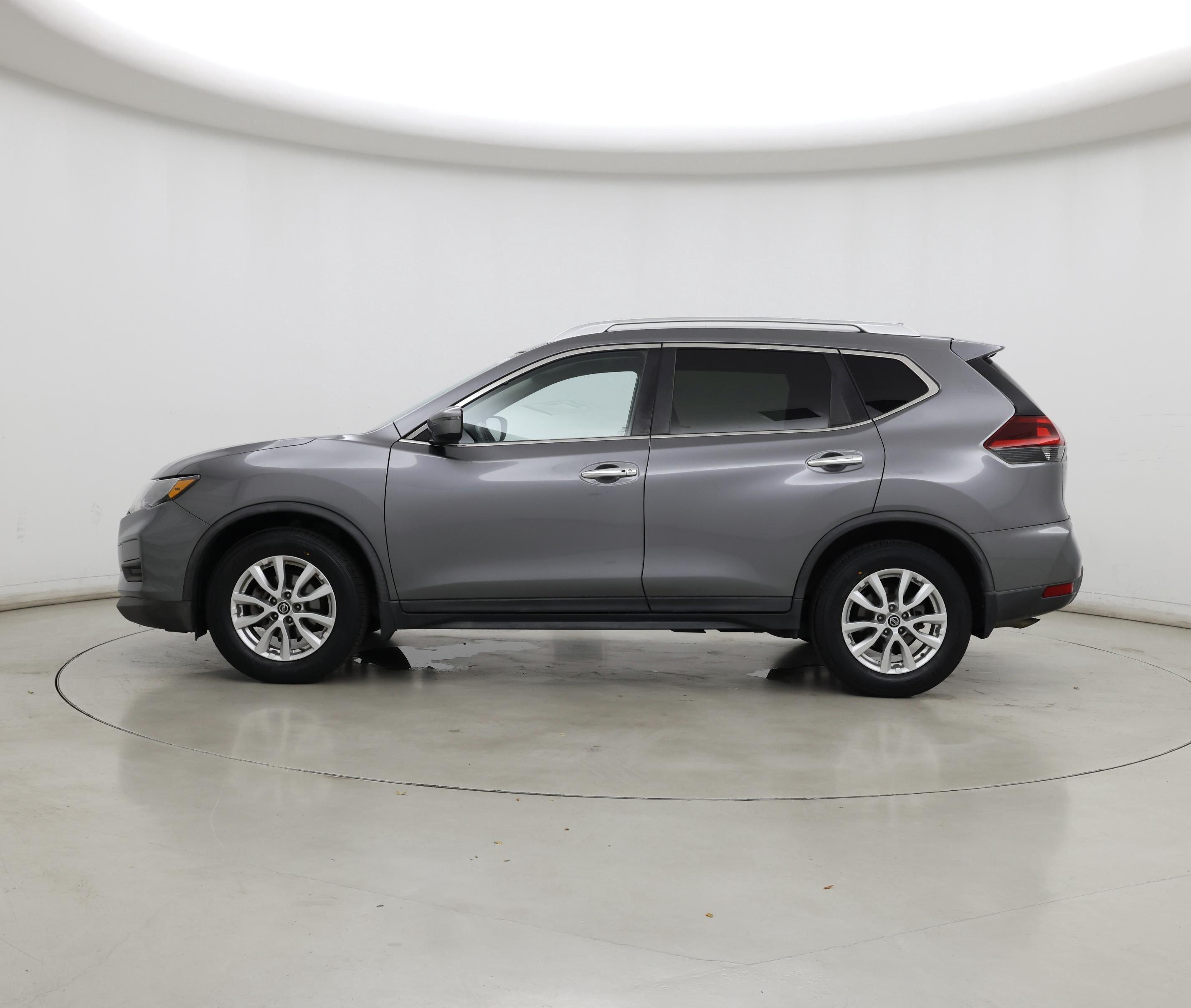 Thumbnail: 2018 Nissan Rogue - 3