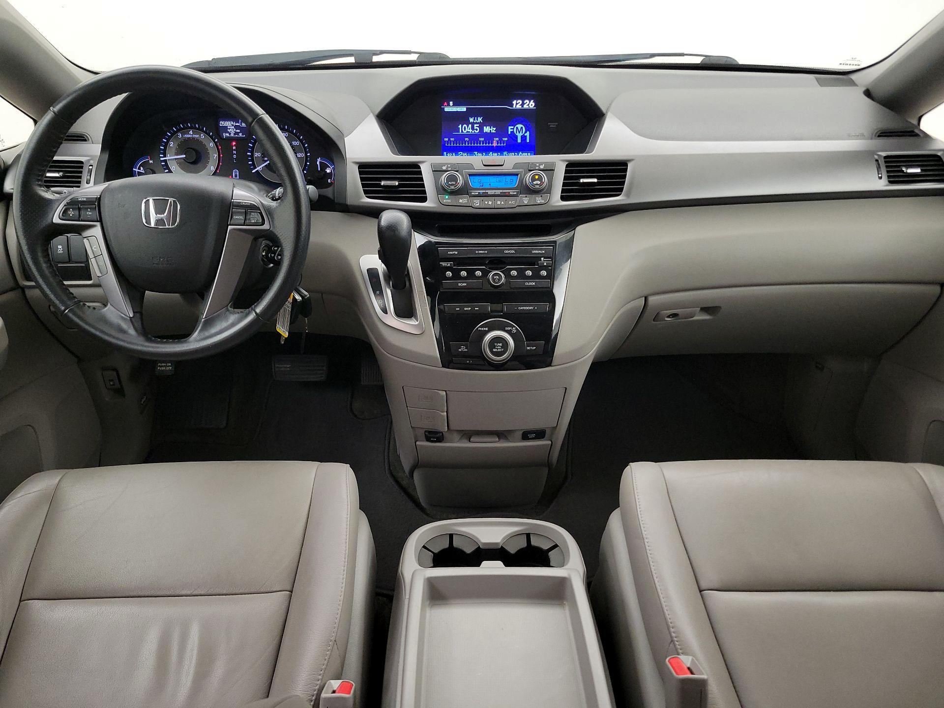 Thumbnail: 2013 Honda Odyssey - 9