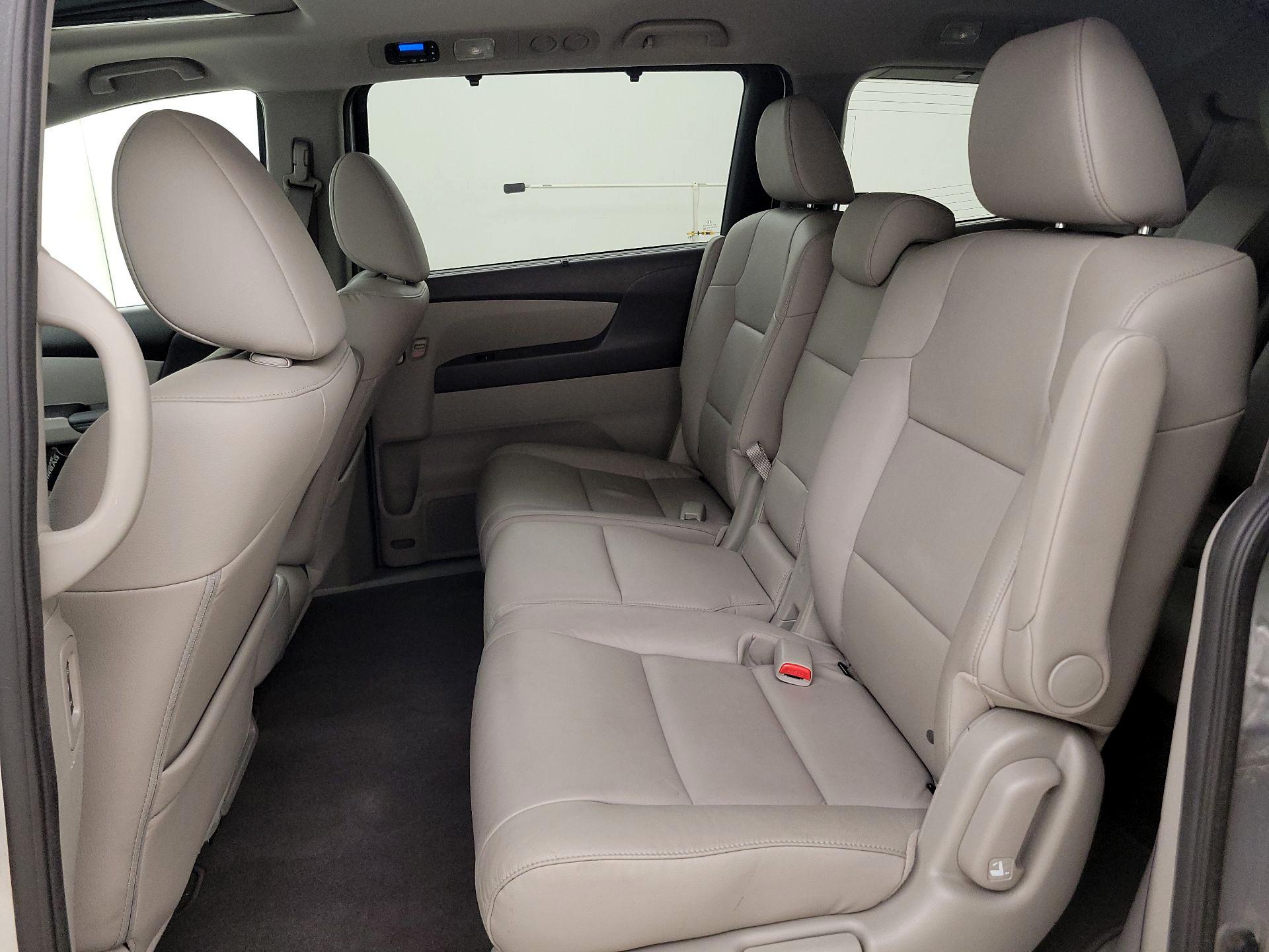 Thumbnail: 2013 Honda Odyssey - 20