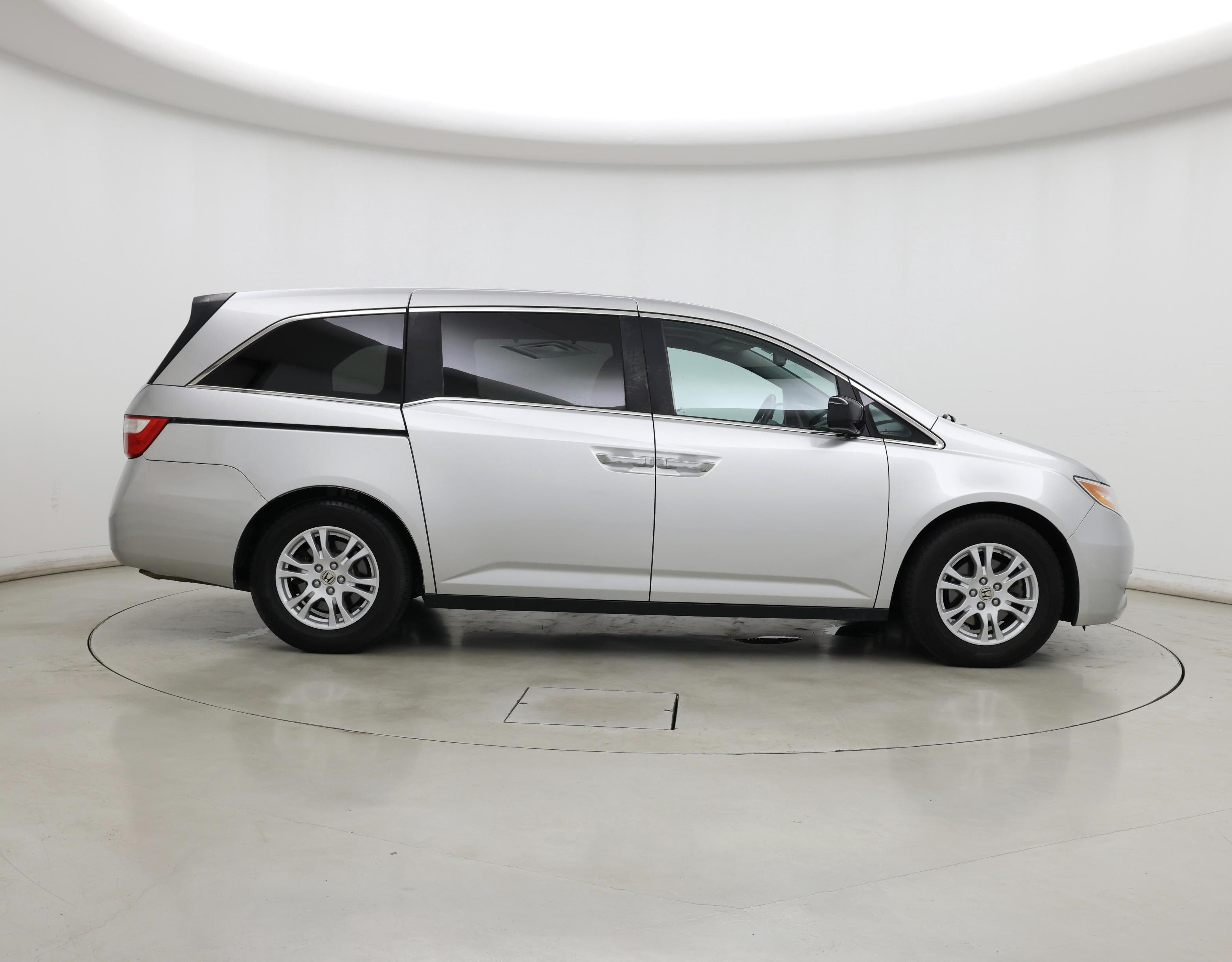 Thumbnail: 2013 Honda Odyssey - 7