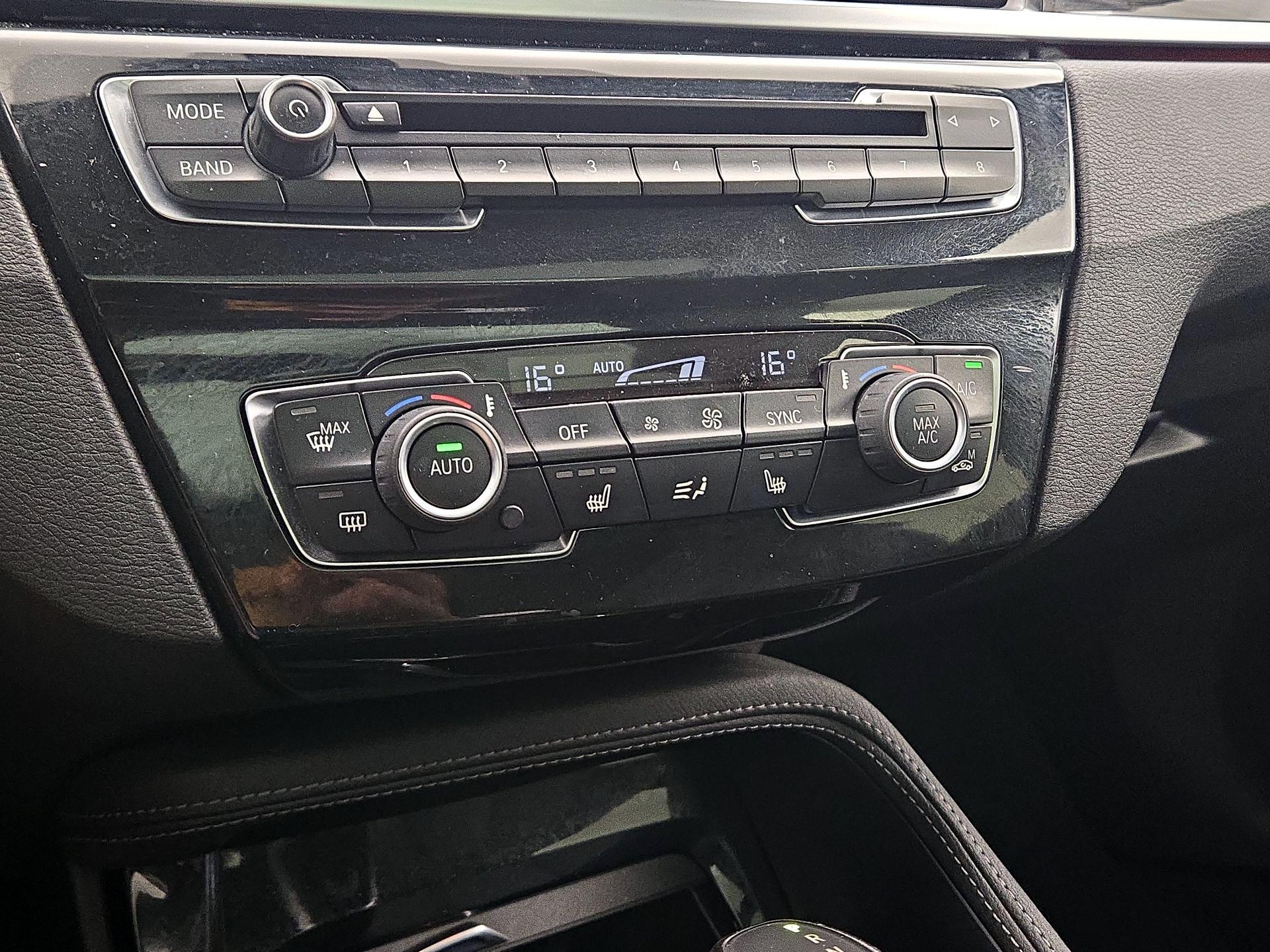 Thumbnail: 2016 BMW X1 - 16
