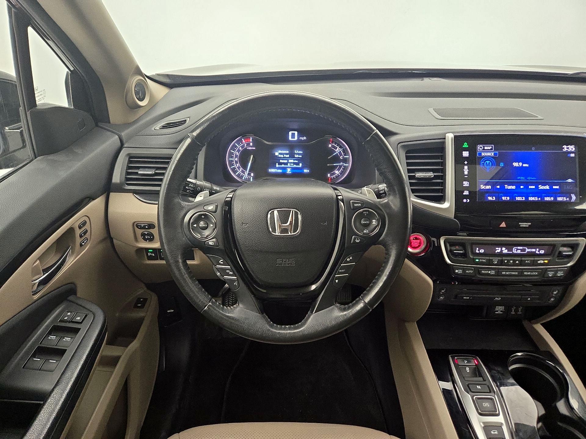 Thumbnail: 2016 Honda Pilot - 10