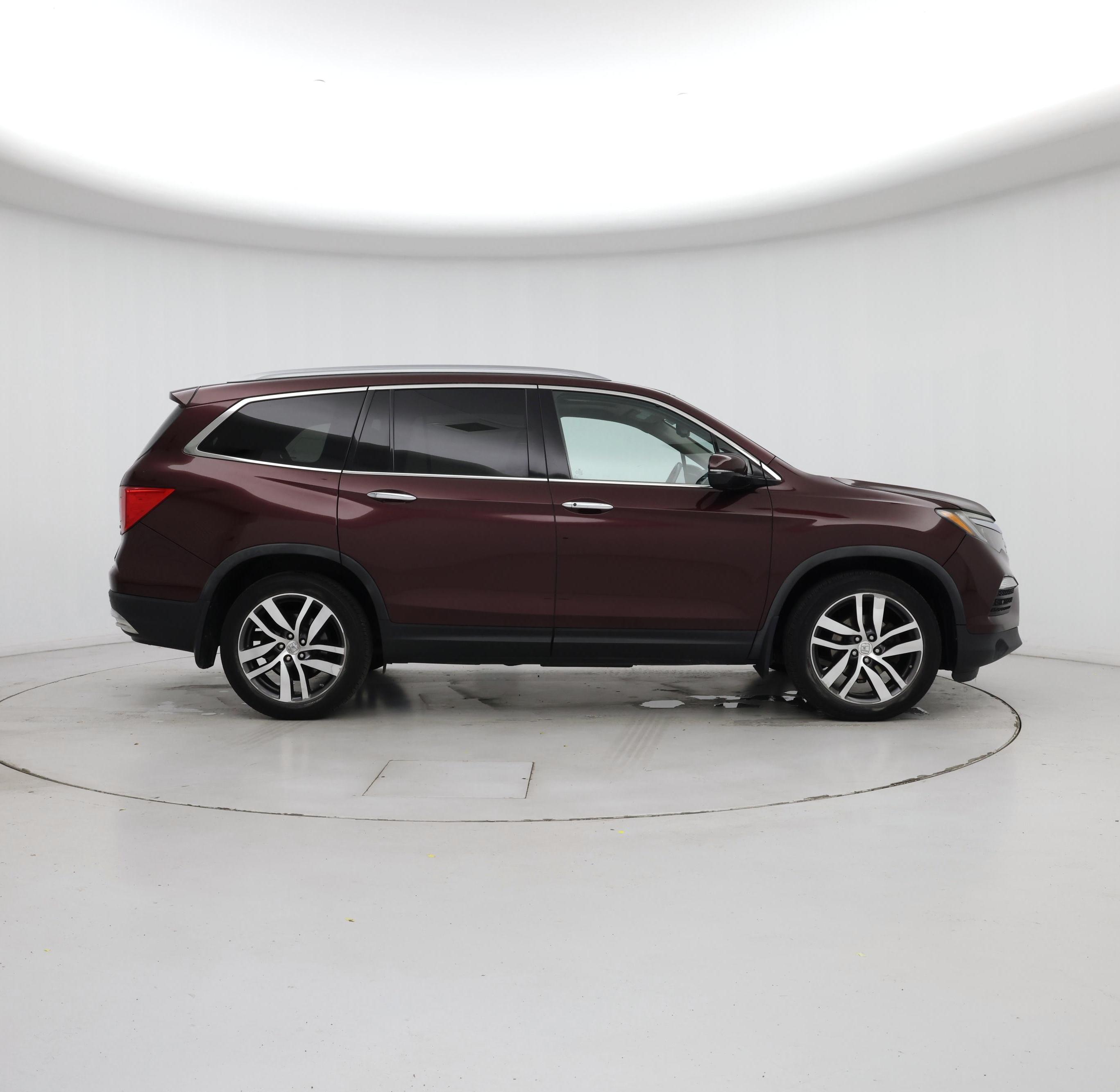 Thumbnail: 2016 Honda Pilot - 7