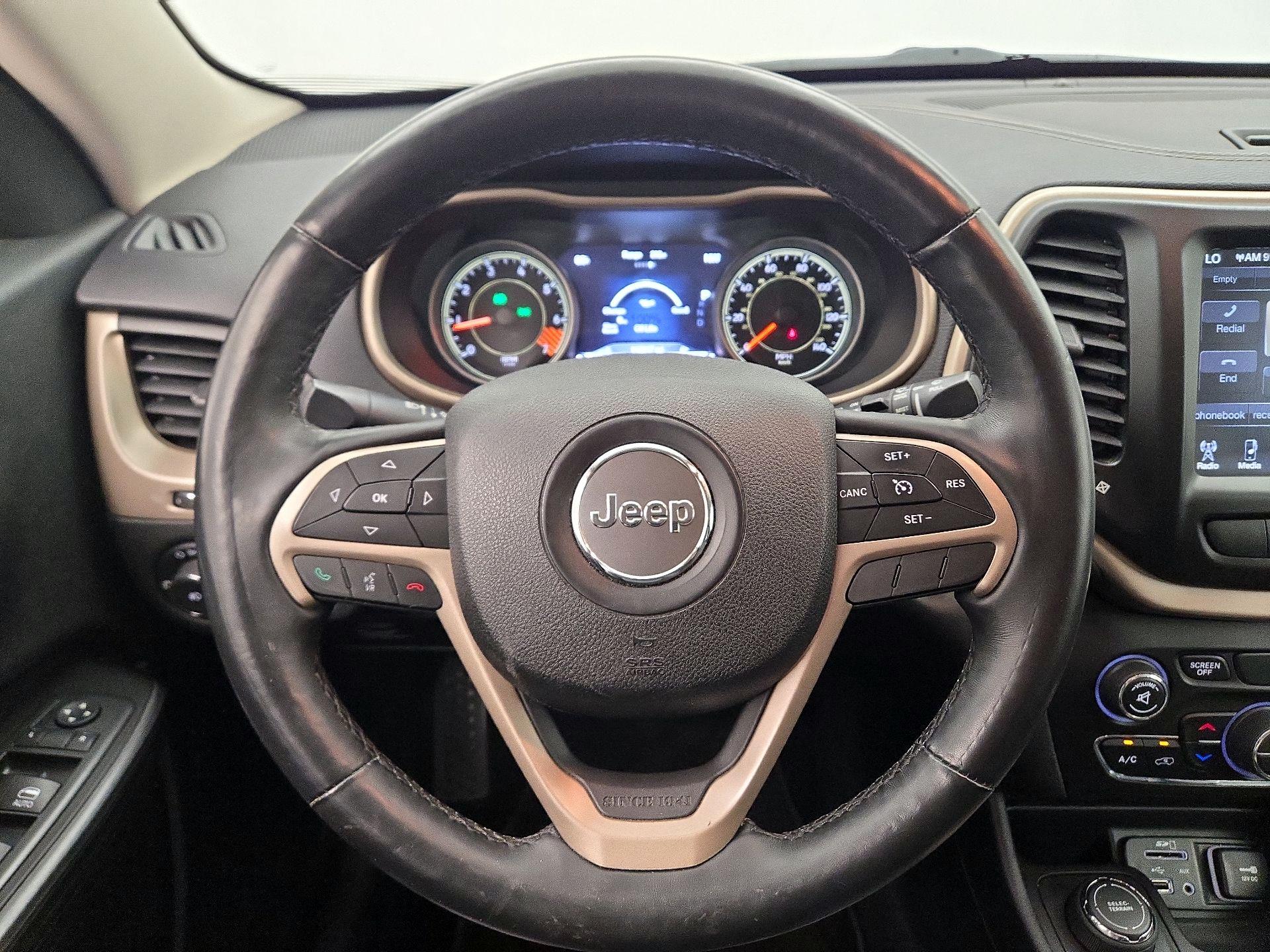 Thumbnail: 2015 Jeep Cherokee - 10