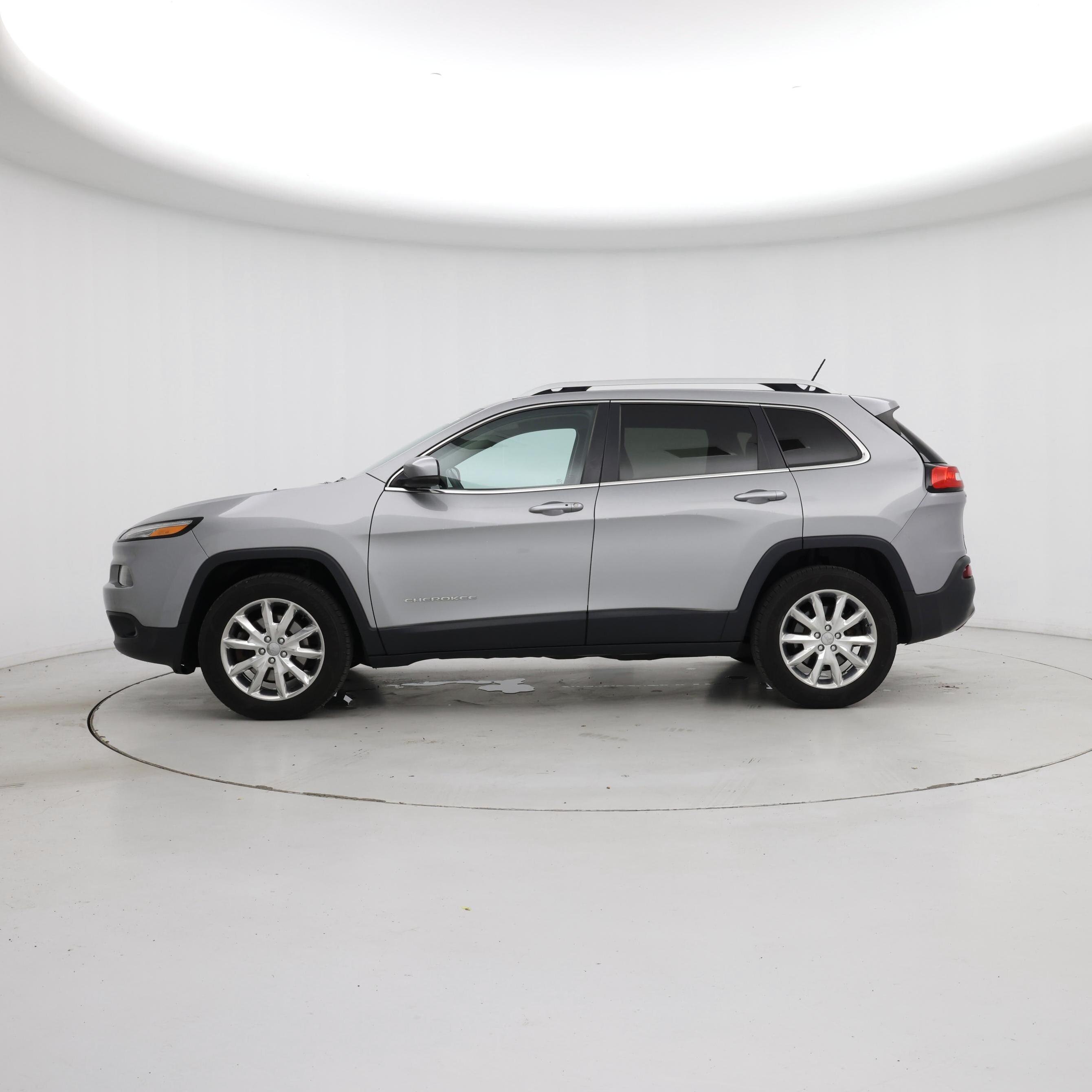 Thumbnail: 2015 Jeep Cherokee - 3