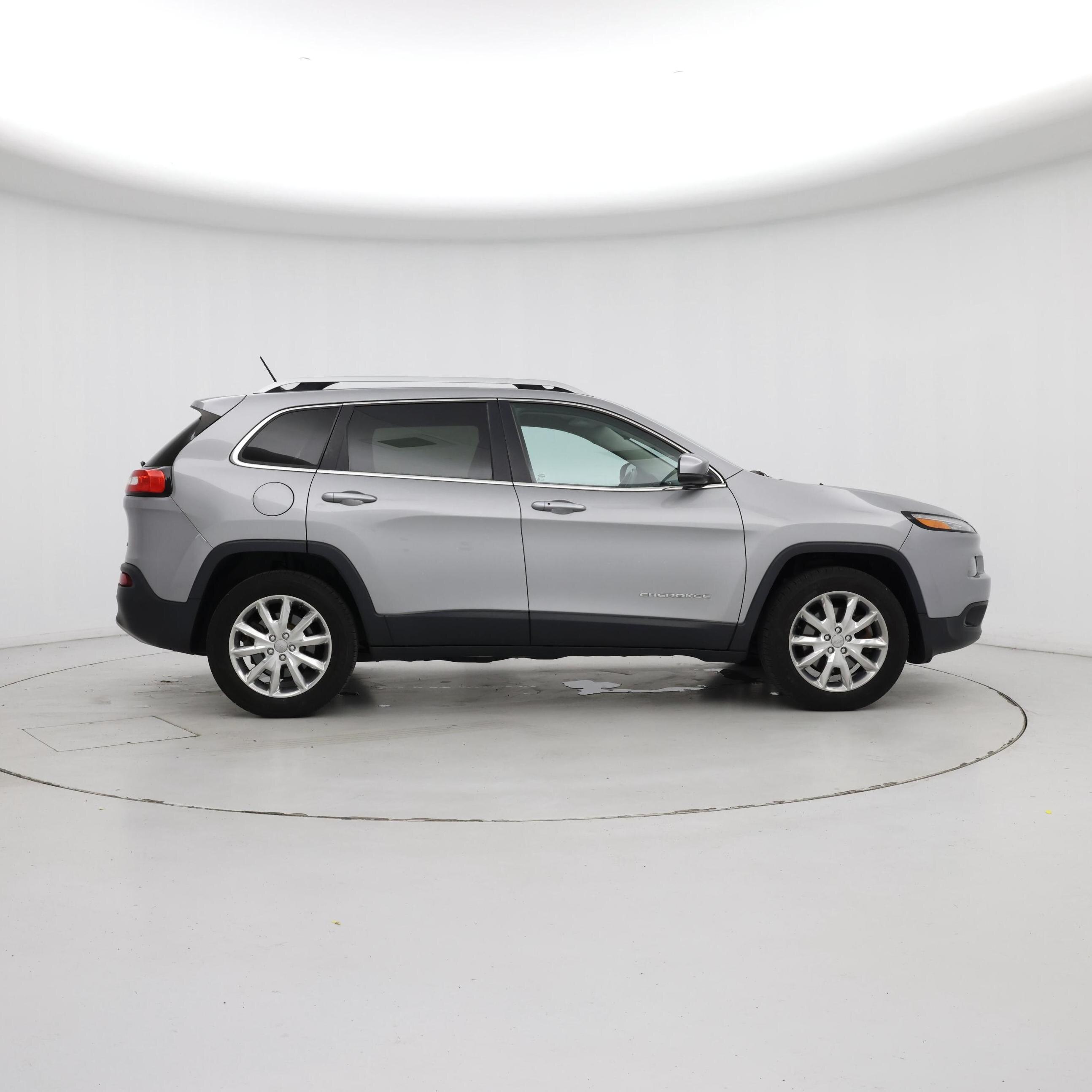 Thumbnail: 2015 Jeep Cherokee - 7