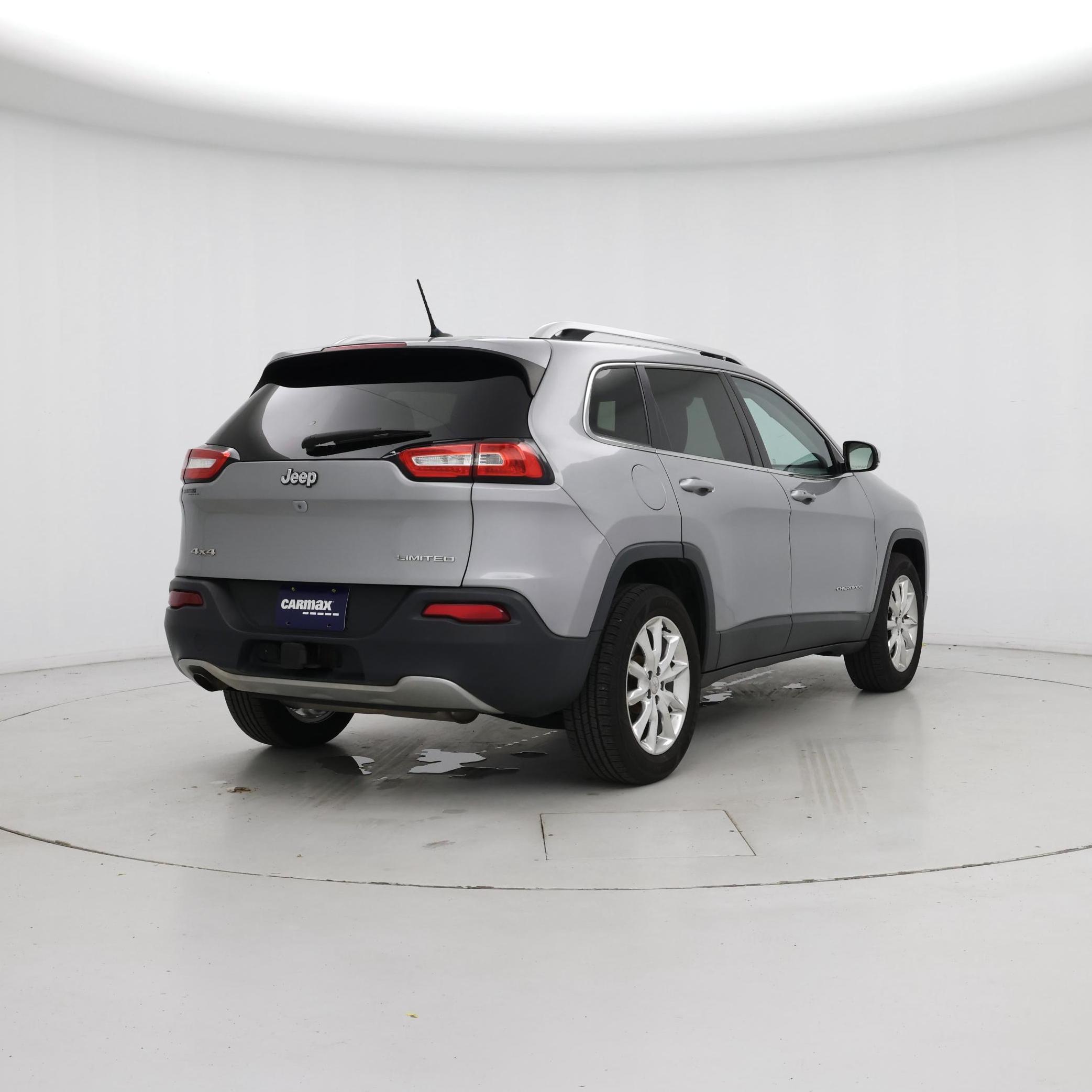 Thumbnail: 2015 Jeep Cherokee - 8
