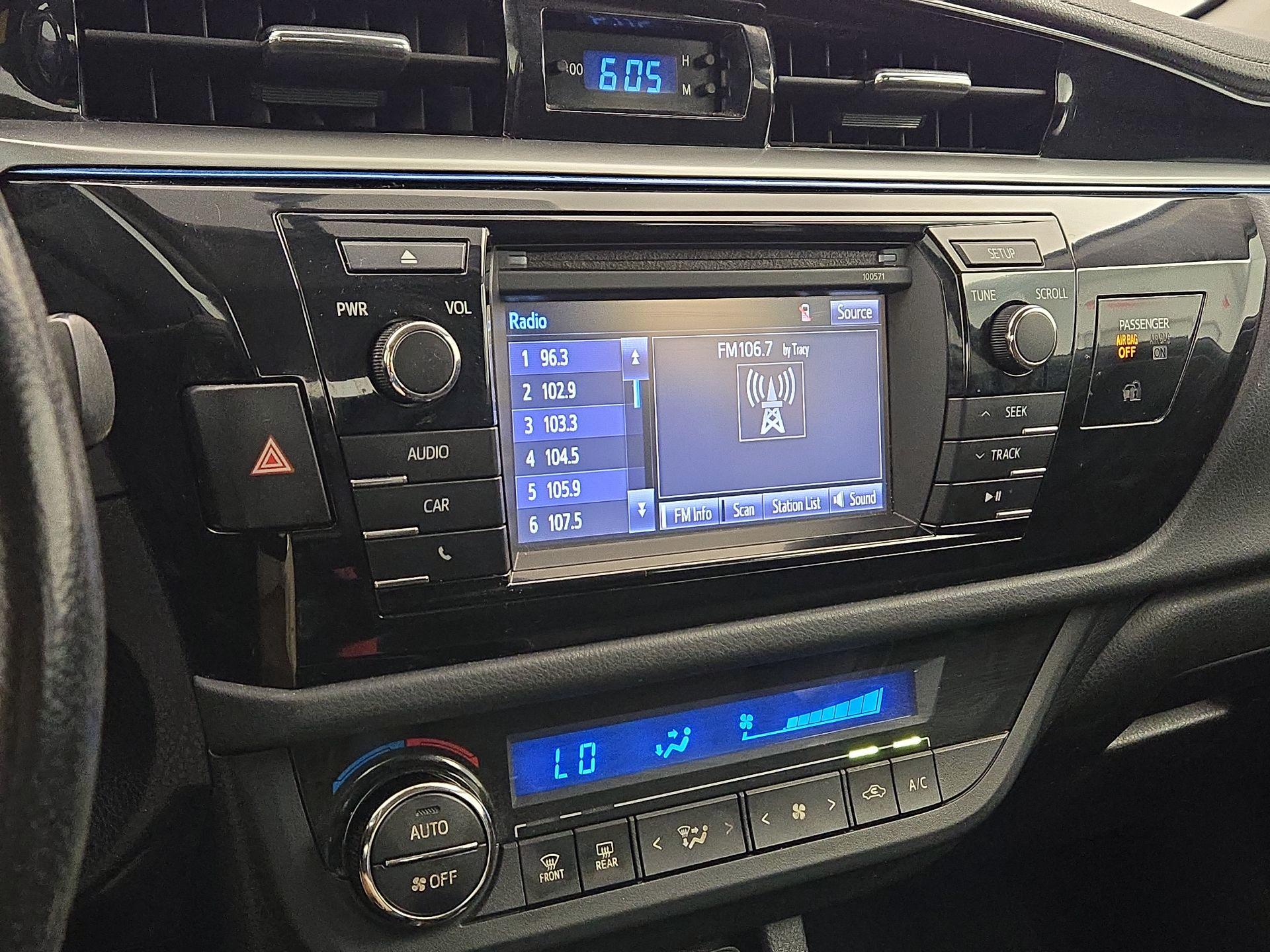 Thumbnail: 2016 Toyota Corolla - 15