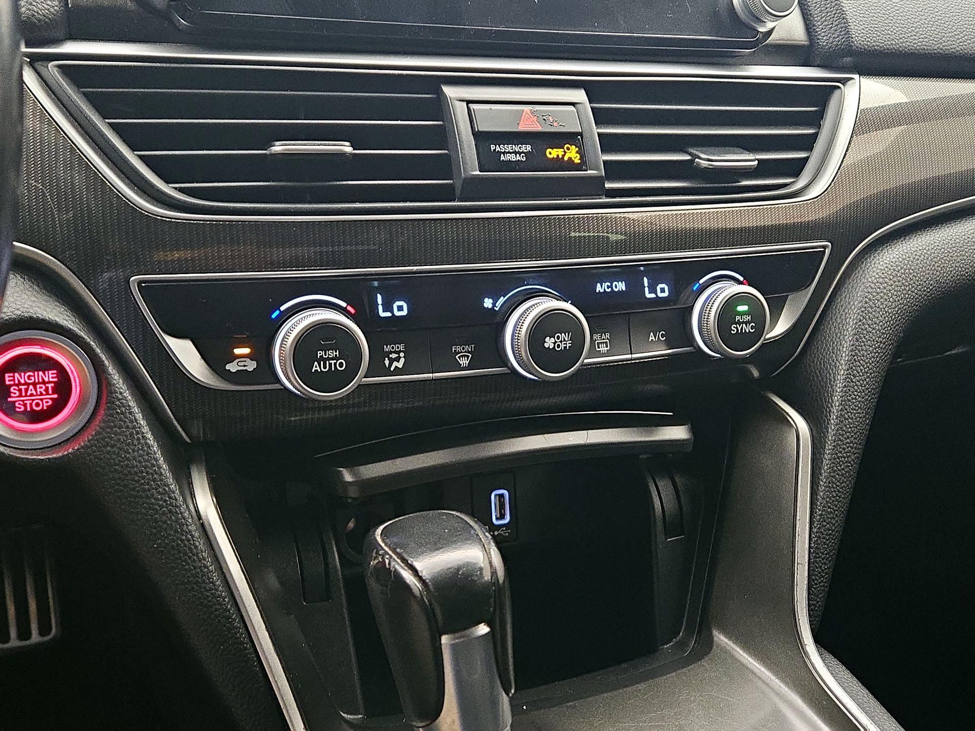 Thumbnail: 2018 Honda Accord - 16