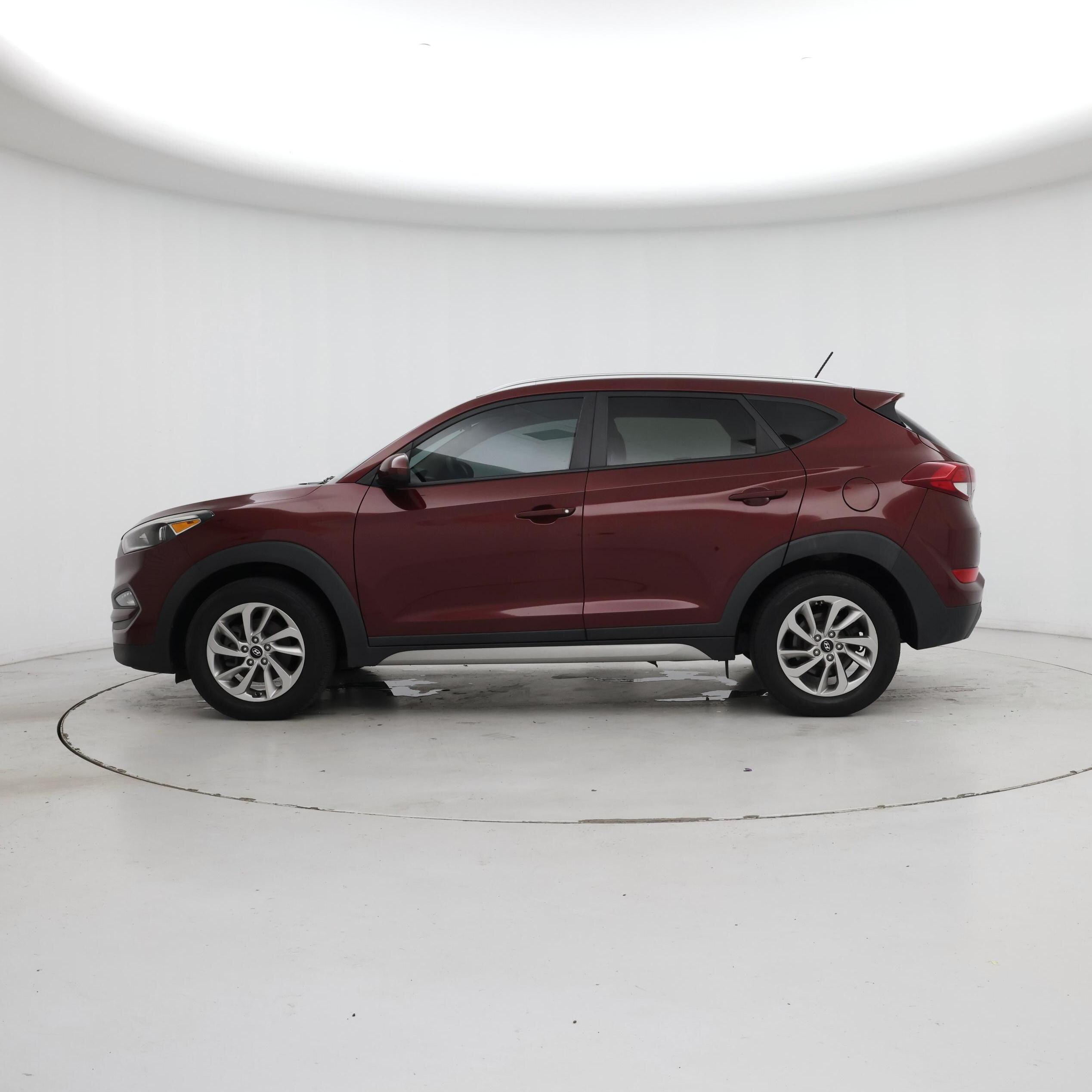 Thumbnail: 2017 Hyundai Tucson - 3