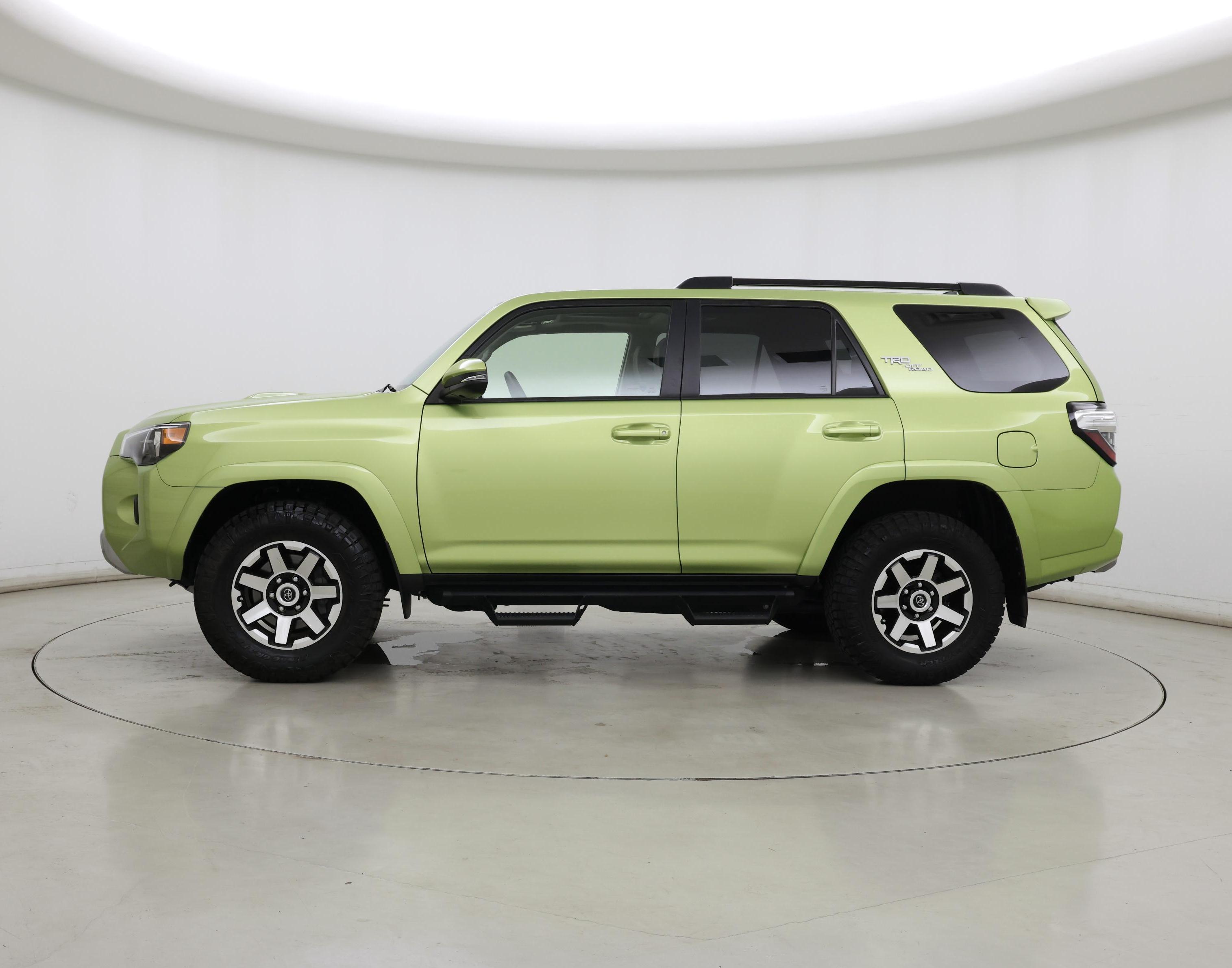 Thumbnail: 2023 Toyota 4Runner - 3