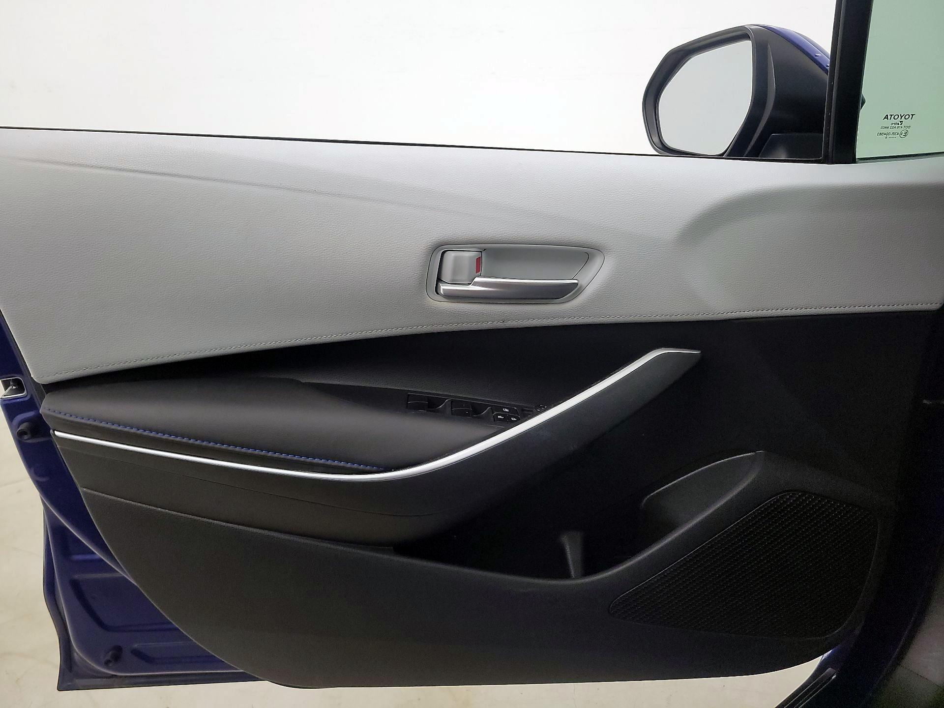Thumbnail: 2020 Toyota Corolla - 12