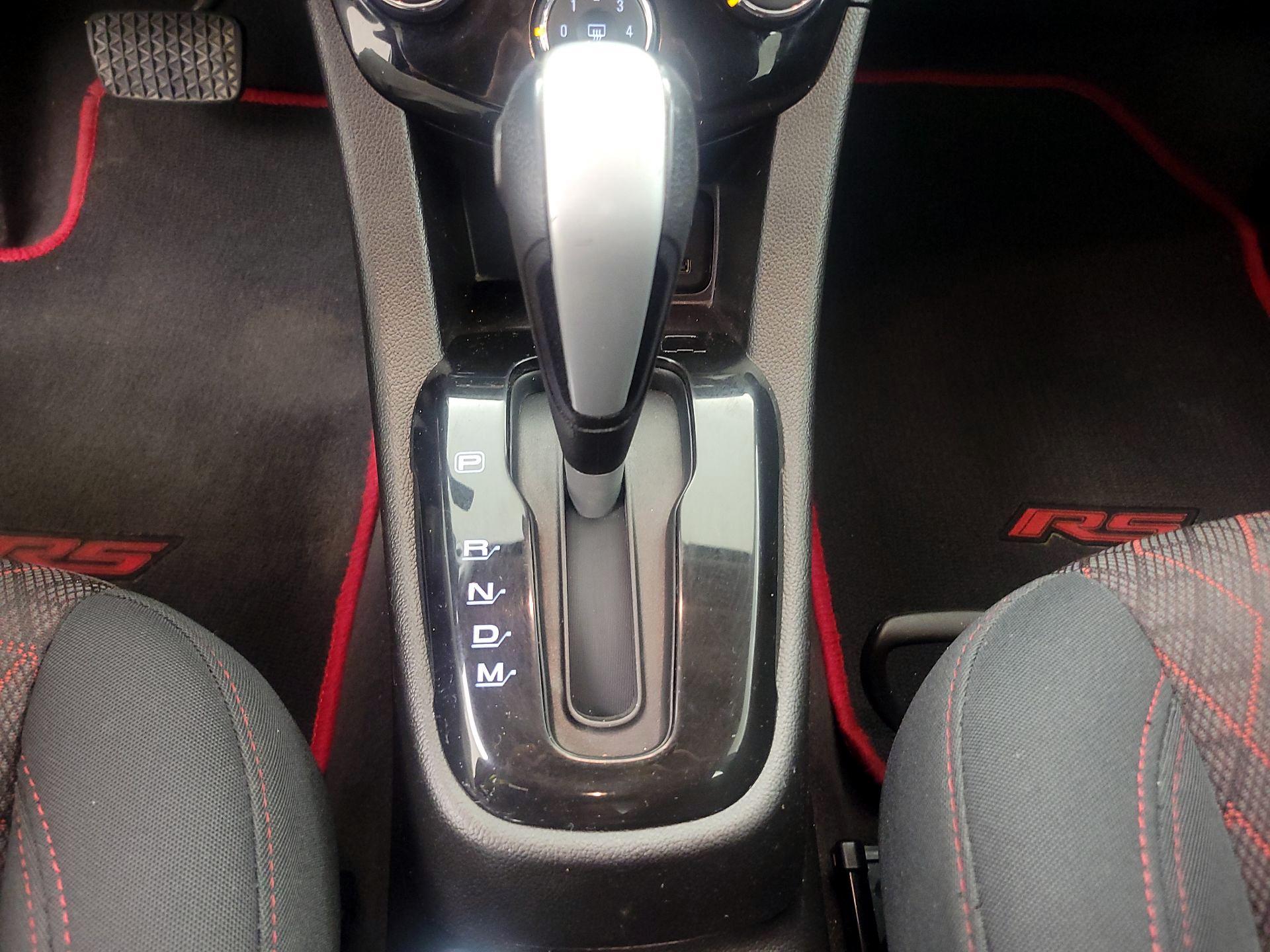 Thumbnail: 2017 Chevrolet Sonic - 17