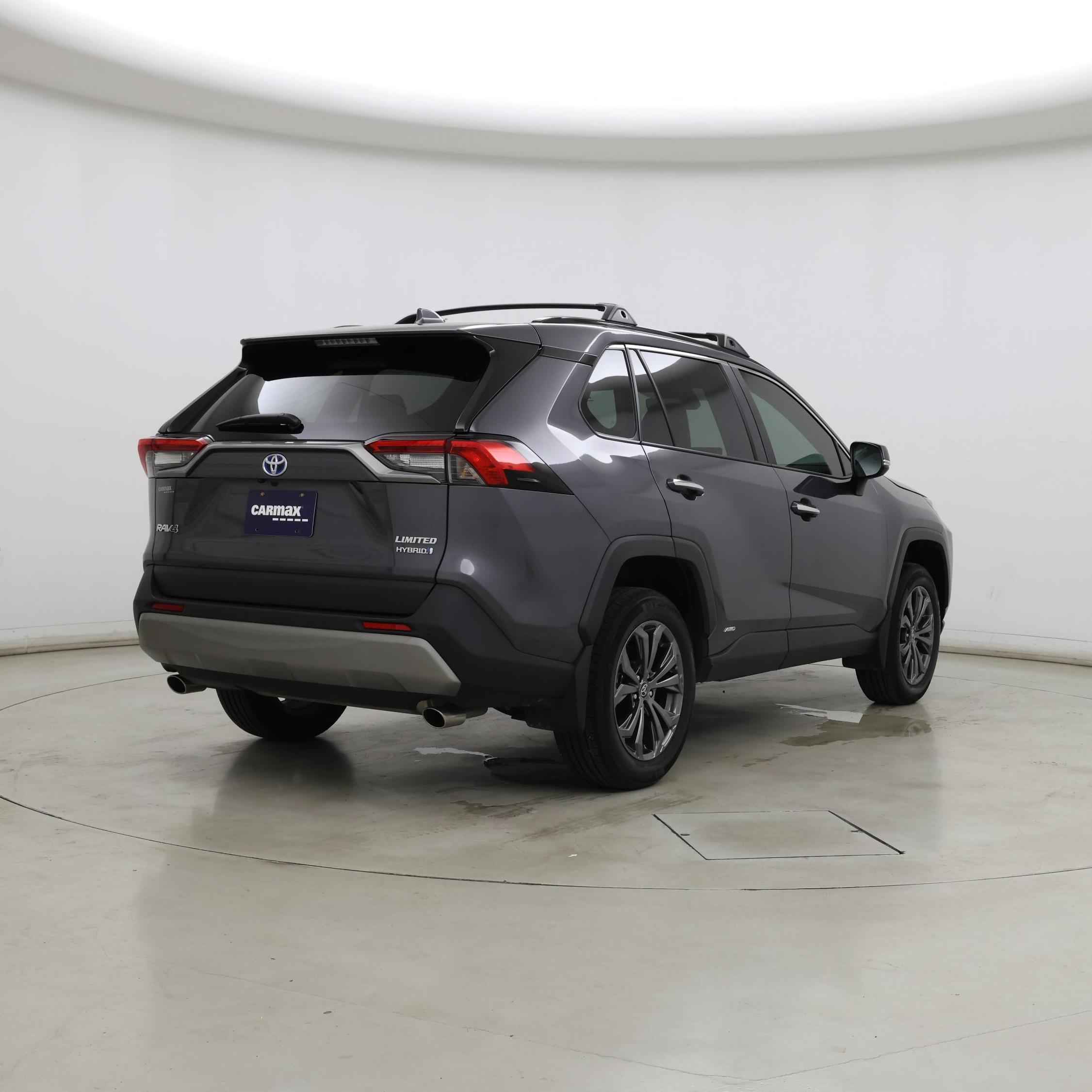 Thumbnail: 2023 Toyota RAV4 - 8