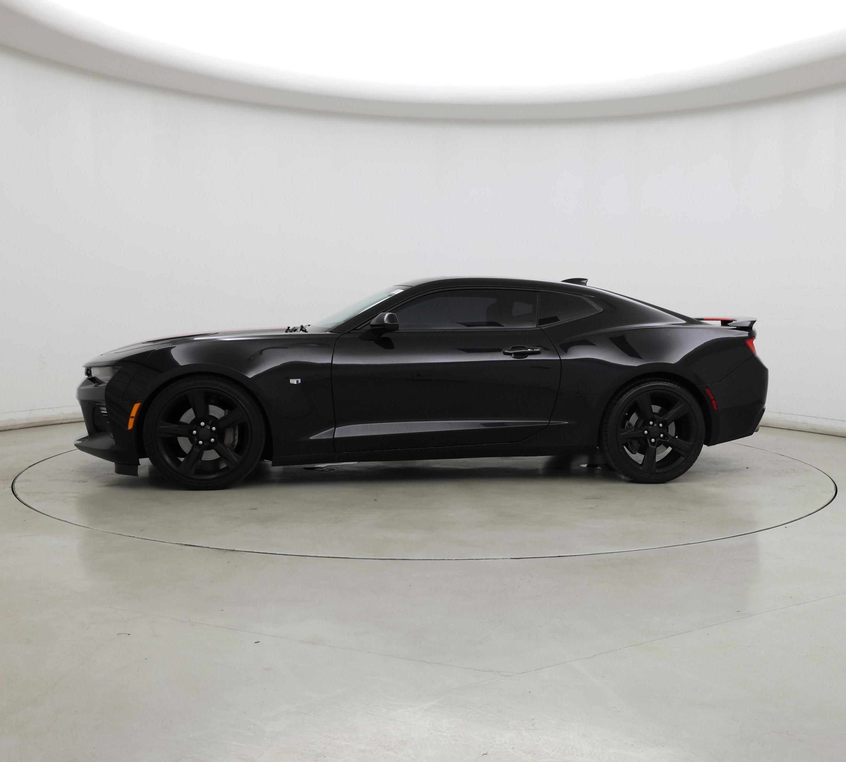 Thumbnail: 2016 Chevrolet Camaro - 3